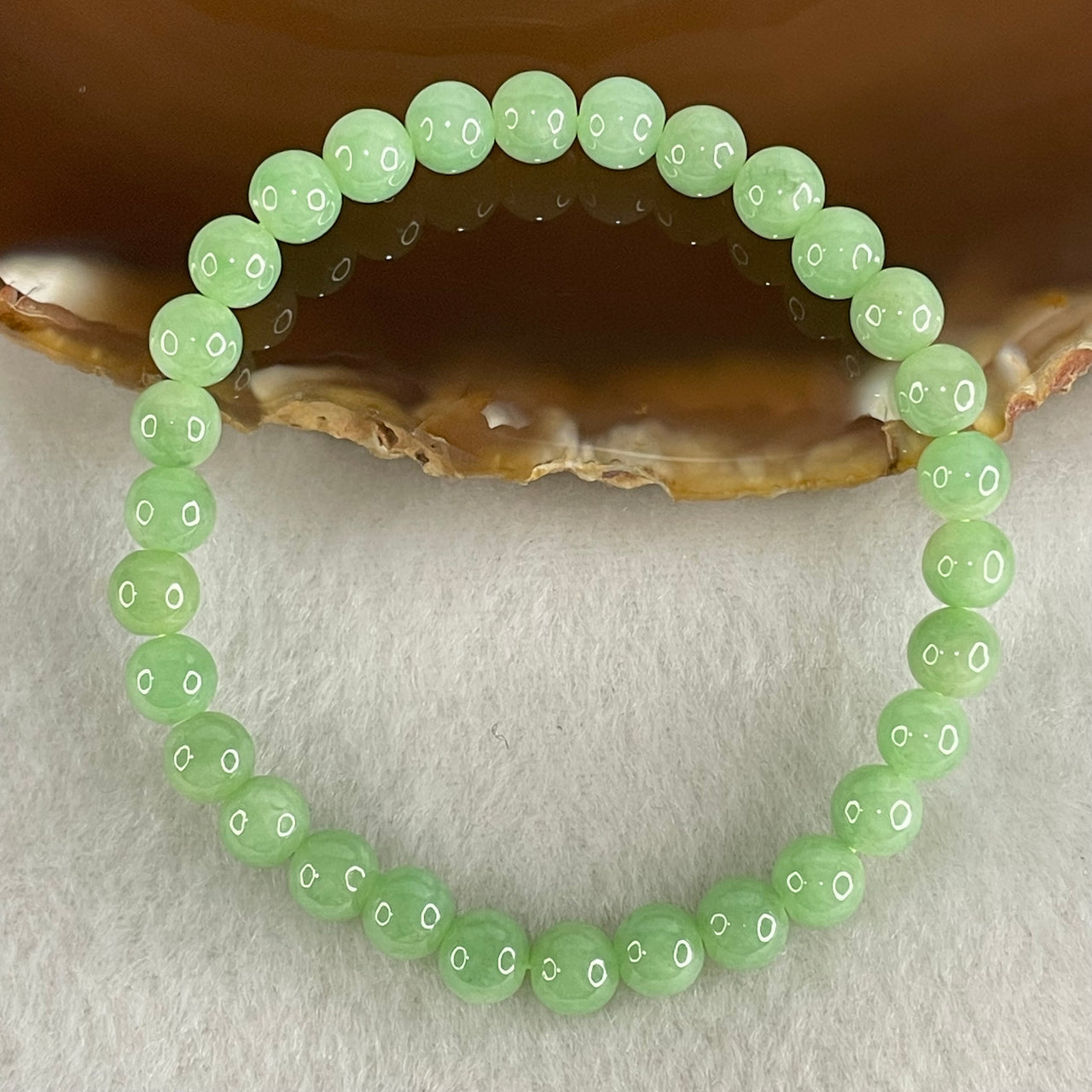 Type A Intense Bright Apple Green Jadeite Beads Bracelet 11.50g 15cm 6.1mm 30 Beads - Huangs Jadeite and Jewelry Pte Ltd