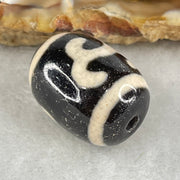 Natural Powerful Tibetan Old Oily Black White Agate Green Tara Dzi Bead Heavenly Master (Tian Zhu) 绿度母天珠 4.99g 17.9 by 13.4mm - Huangs Jadeite and Jewelry Pte Ltd
