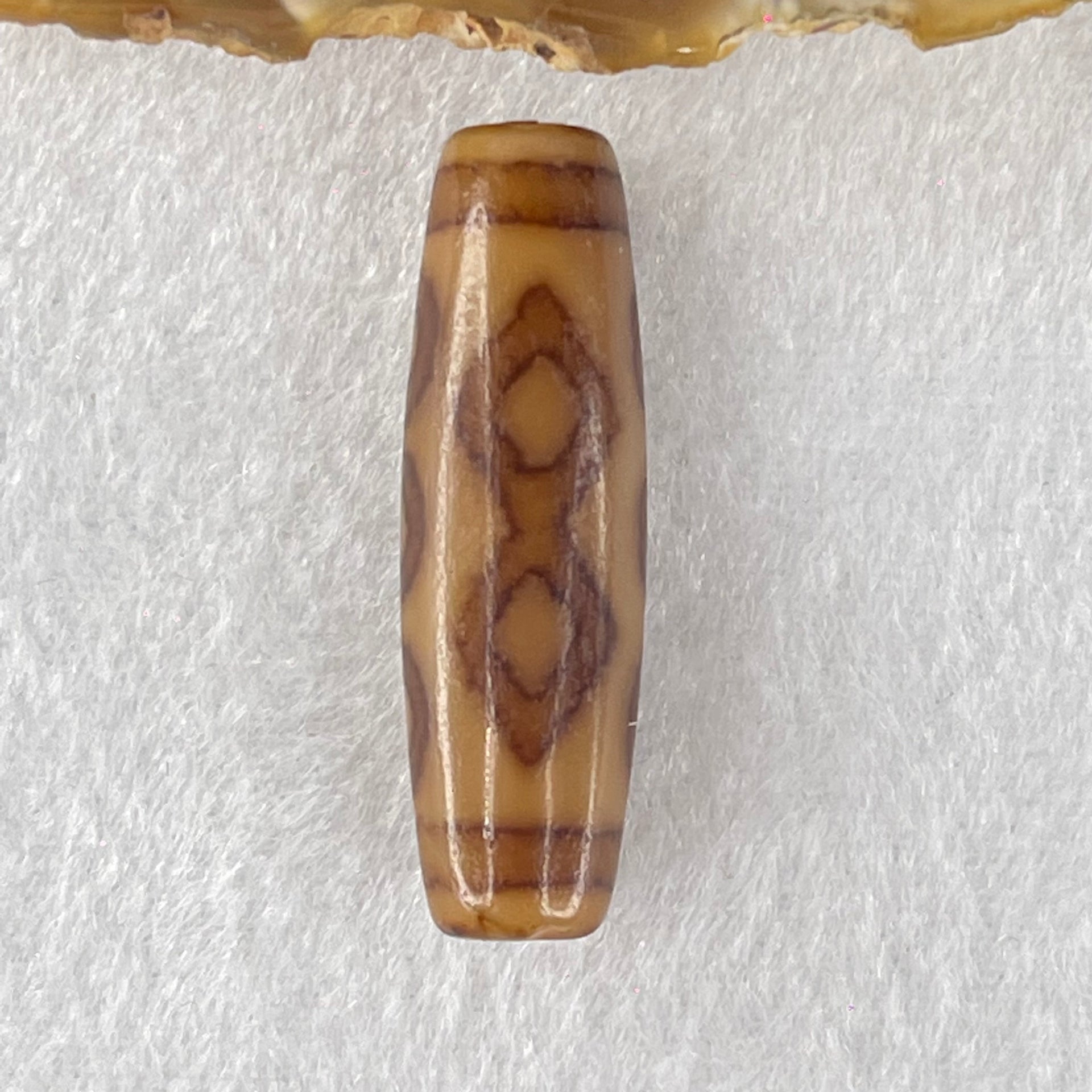 Natural Powerful Tibetan Old Oily Agate 6 Eye with 4 Eye Vajra Dzi Bead Heavenly Master (Tian Zhu) 六眼加四眼金刚杵天诛 8.27g 38.8 by 11.8mm - Huangs Jadeite and Jewelry Pte Ltd
