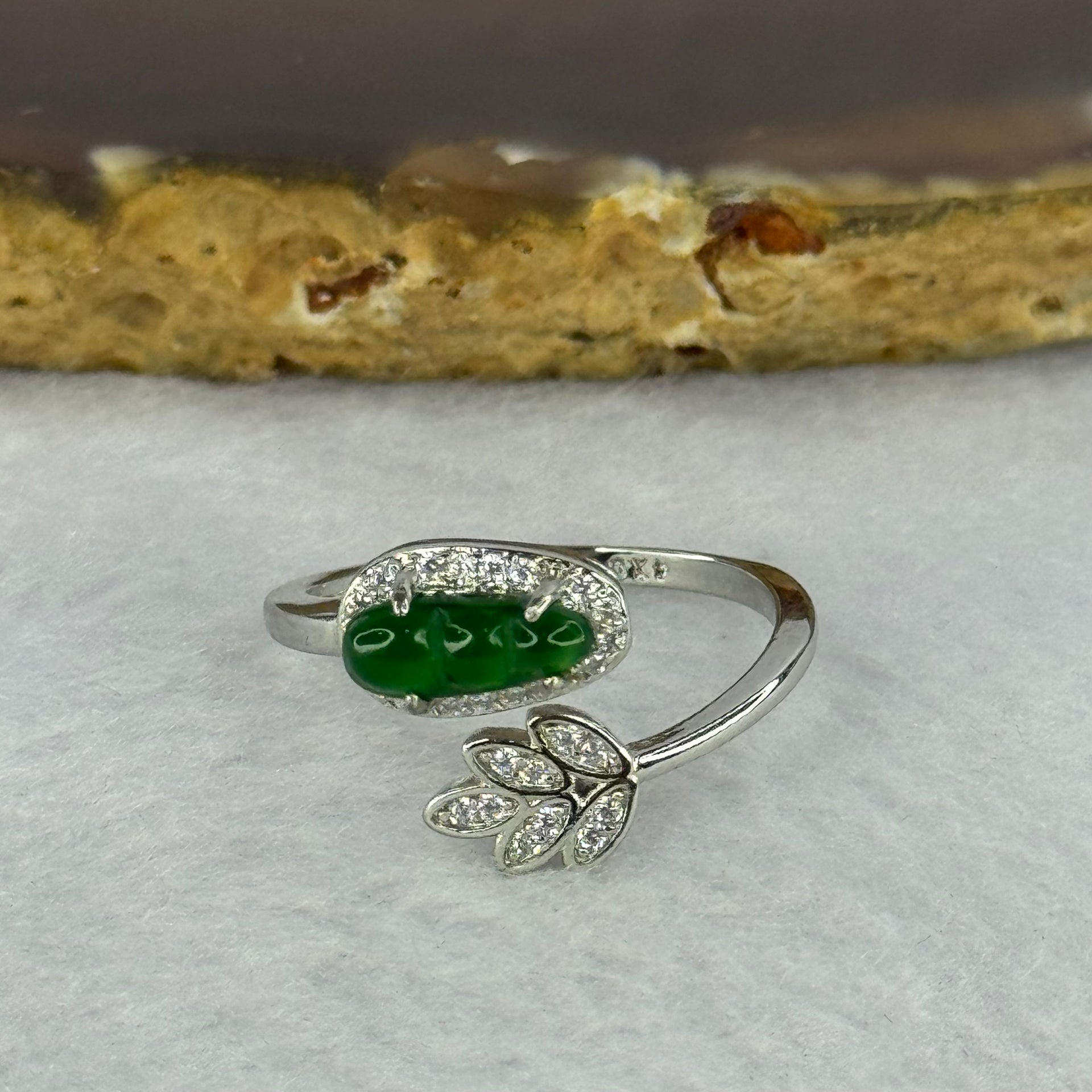 Type A Icy Green Omphasite Jadeite Peapod and Leave with Crystals in S925 Sliver Ring (Adjustable Size) 1.87g 9.1 by 4.1 by 2.5mm - Huangs Jadeite and Jewelry Pte Ltd