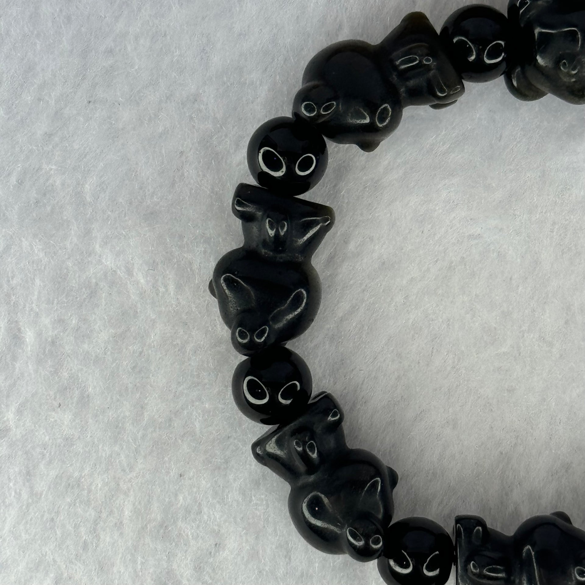 Obsidian Bear 17.5 by 12.8 by 11.7mm 8pcs and Beads 8.3mm 8pcs Charms Bracelet 27.92g 15.5cm - Huangs Jadeite and Jewelry Pte Ltd