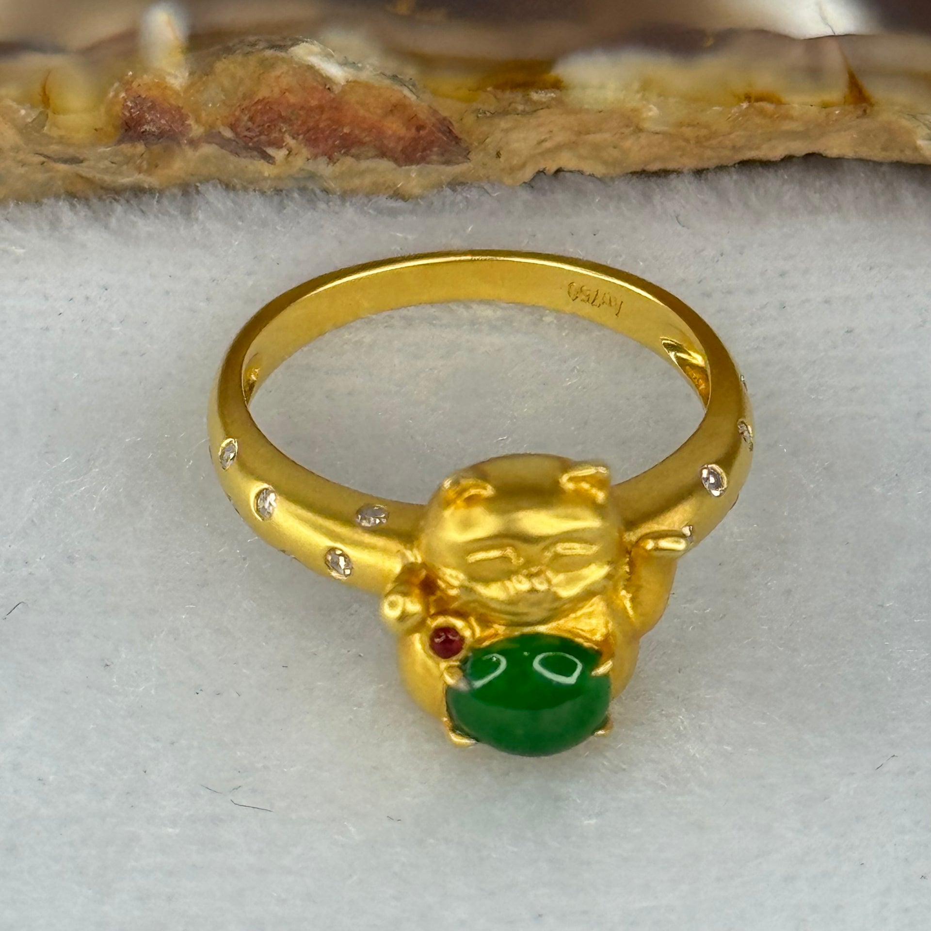 Type A Burmese Icy Gull Spicy Green Jade Jadeite Fortune Cat 18k yellow gold 4.61g Fortune cat 11.9 by 11.2 by 6.8mm with Diamonds Ring inner diameter 16.9mm US6.5 HK14.5 Inner Dia 17.0mm - Huangs Jadeite and Jewelry Pte Ltd
