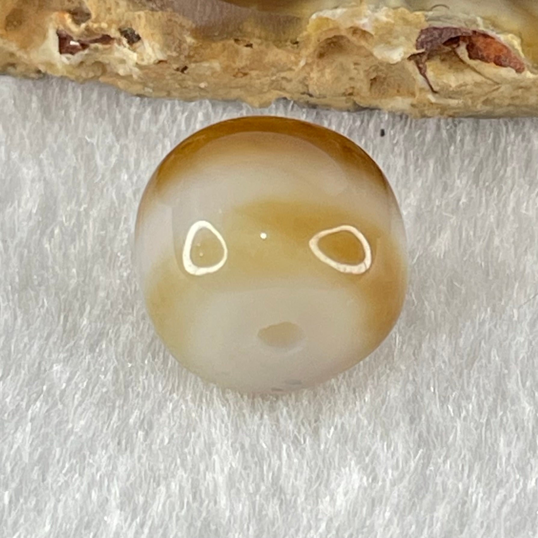 Natural Powerful Tibetan Old Oily Agate 1 Line Dzi Bead Heavenly Master (Tian Zhu) 2.08g 9.8 by 11.3mm - Huangs Jadeite and Jewelry Pte Ltd