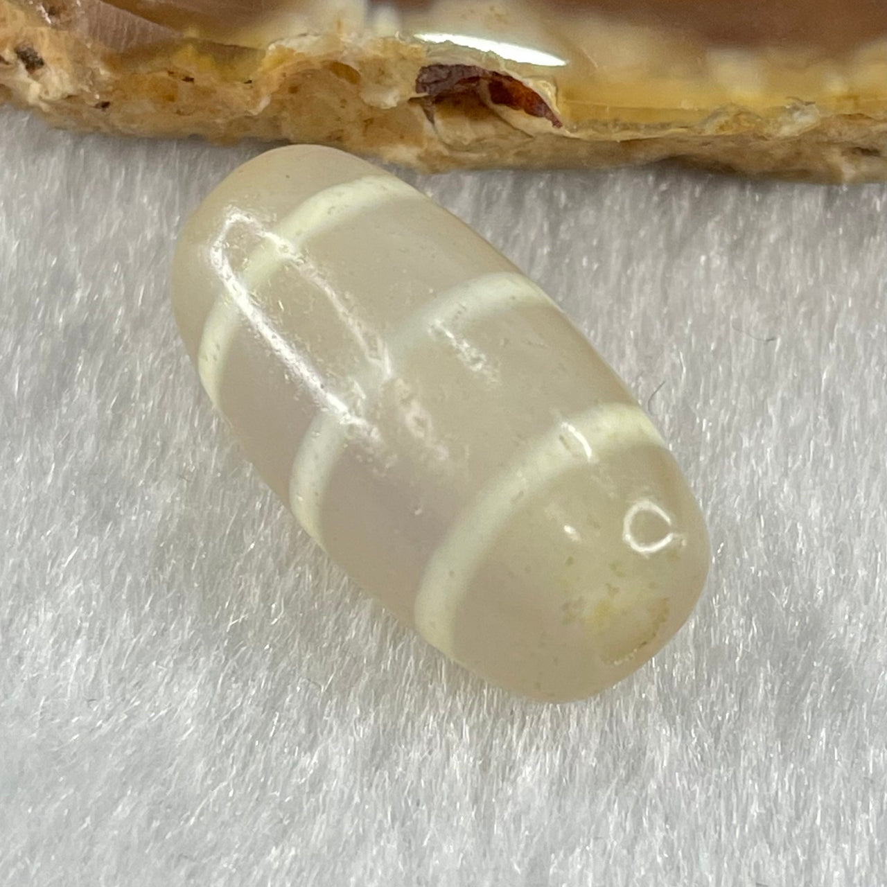 Natural Powerful Tibetan Old Oily Agate 3-Lines Dzi Bead Heavenly Master (Tian Zhu) 三行天诛 3.32g 20.1 by 10.5mm - Huangs Jadeite and Jewelry Pte Ltd