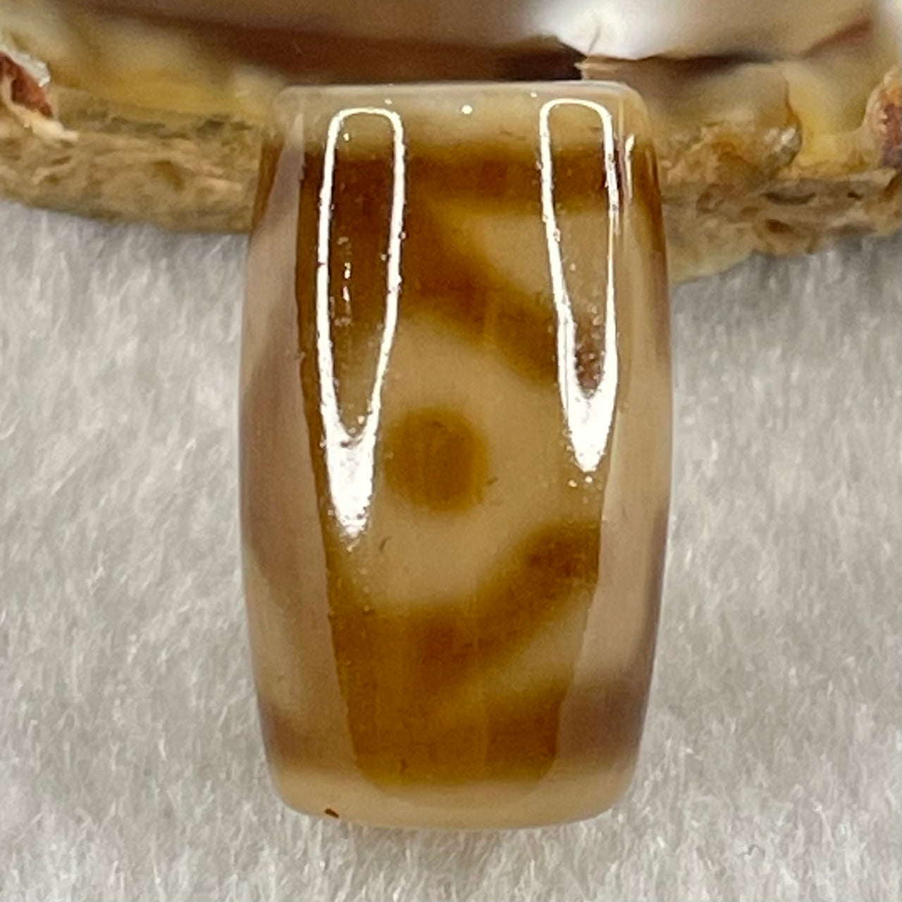 Natural Powerful Tibetan Old Oily Agate Patina Guiren Tairen Human Dzi Bead Totem Amulet Heavenly Master (Tian Zhu) 贵人天诛 4.93g 20.0 by 11.9mm - Huangs Jadeite and Jewelry Pte Ltd