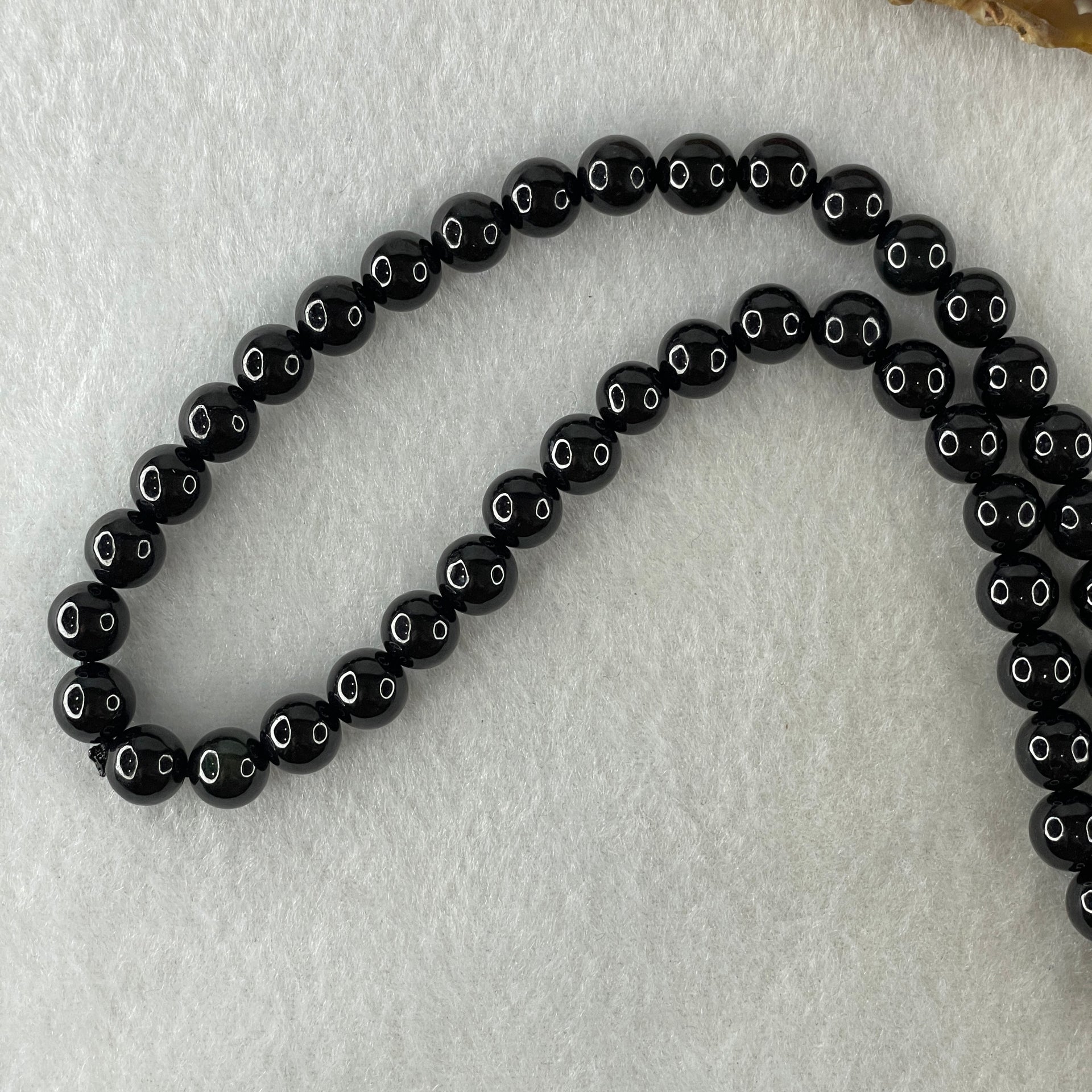 Type A Opaque Black Omphacite Jadeite Beads Necklace 75.66g 66cm 8.1mm 84 Beads - Huangs Jadeite and Jewelry Pte Ltd