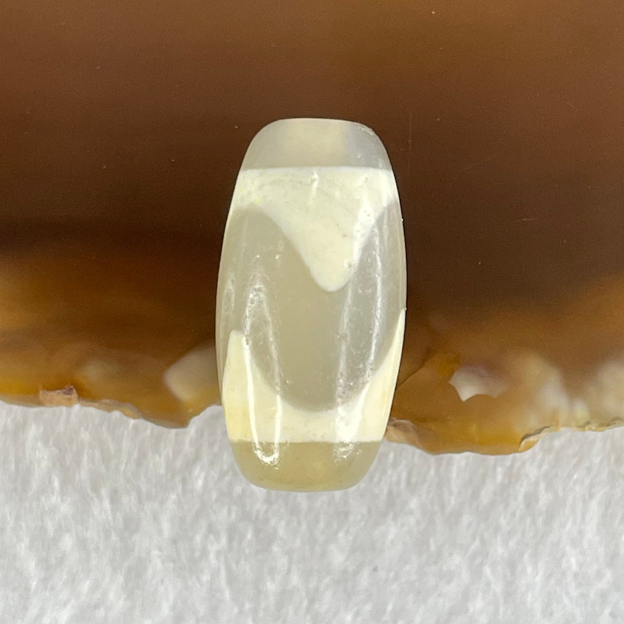 Natural Powerful Tibetan Old Oily Agate Tiger Tooth Daluo Dzi Bead Heavenly Master (Tian Zhu) 虎呀天诛 3.08g 20.0 by 10.3mm - Huangs Jadeite and Jewelry Pte Ltd