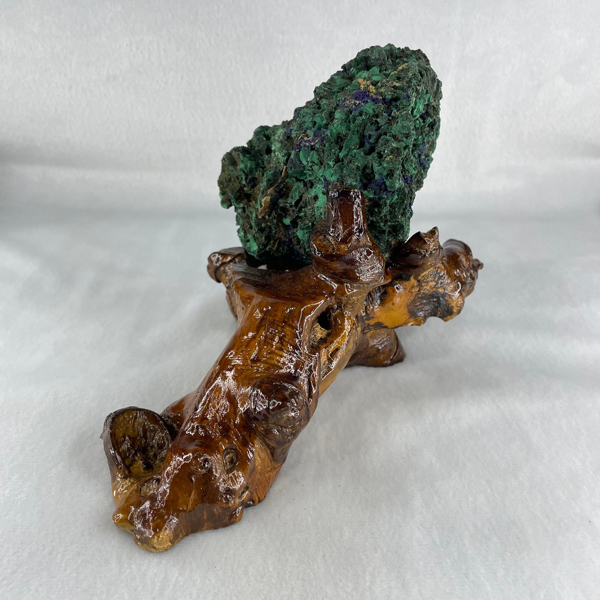 Natural Azurite with Wooden Stand Display 688.5g 180.0 by 99.6 by 120.0mm - Huangs Jadeite and Jewelry Pte Ltd