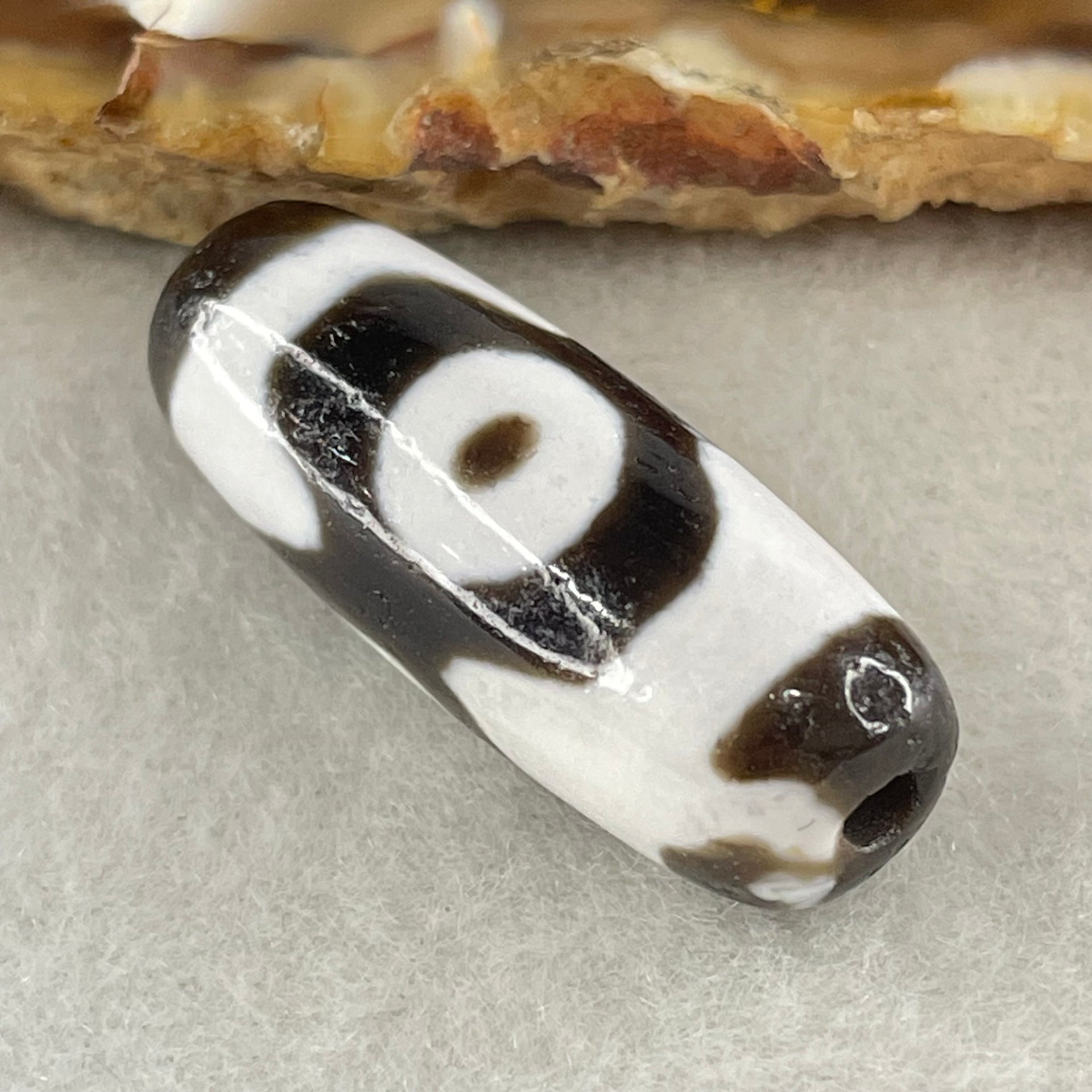 Natural Powerful Tibetan Old Oily Agate 3 Eyes Dzi Bead Heavenly Master (Tian Zhu) 三眼天诛 4.99g 27.6 by 10.8mm - Huangs Jadeite and Jewelry Pte Ltd