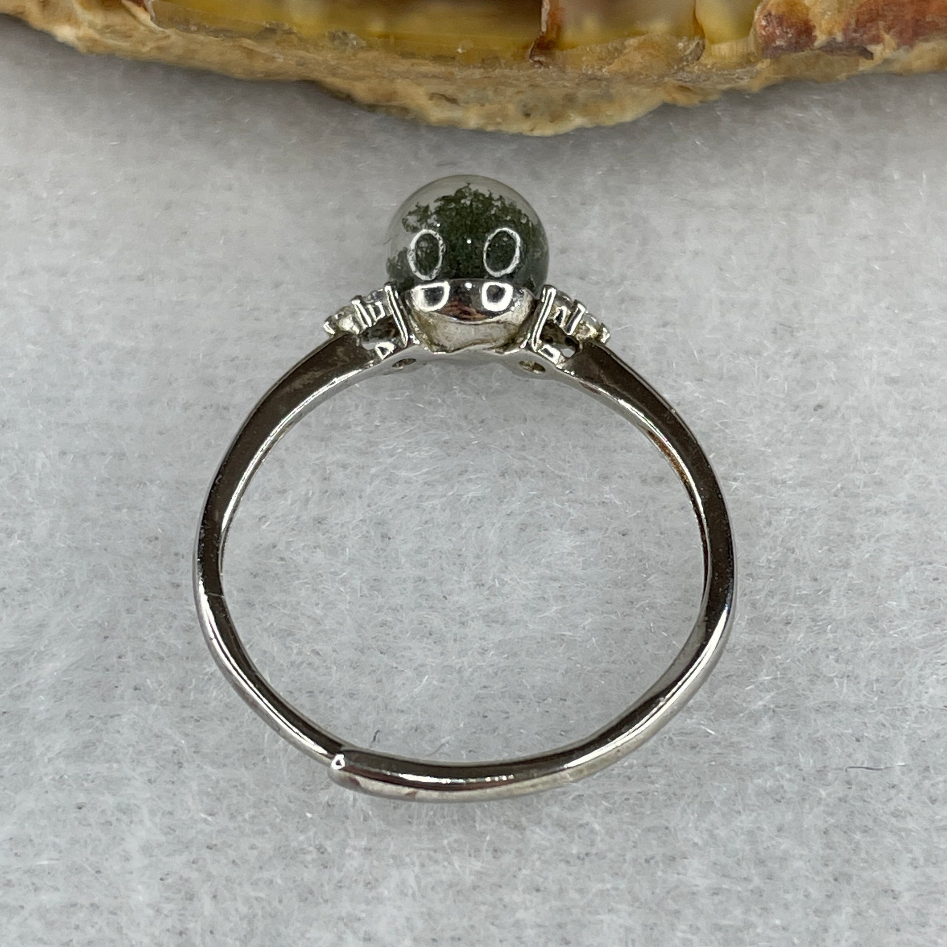 Good Grade Natural Green Phantom Quartz Ring in S925 Sliver 1.46g 6.6mm (Adjustable Size) - Huangs Jadeite and Jewelry Pte Ltd