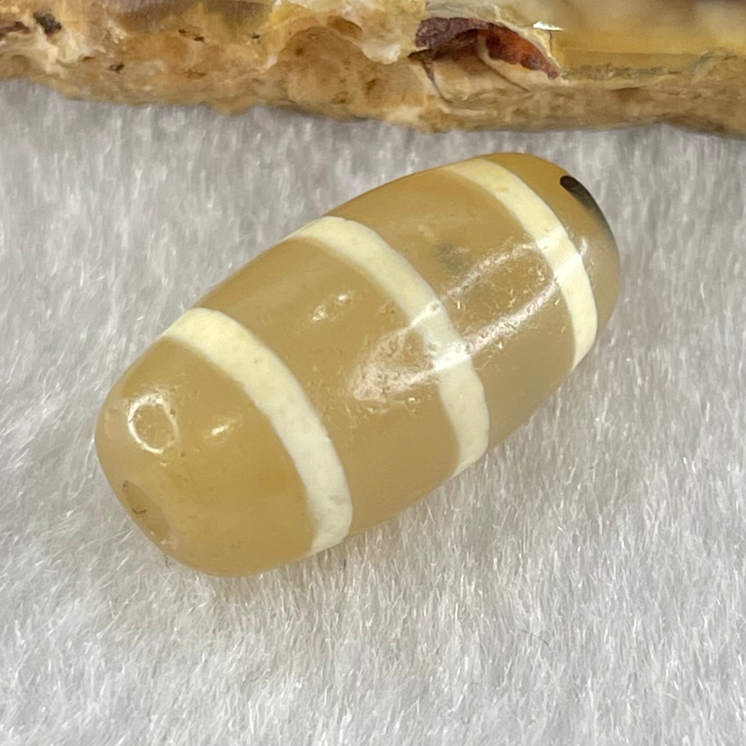 Natural Powerful Tibetan Old Oily Agate 3-Lines Dzi Bead Heavenly Master (Tian Zhu) 三行天诛 2.57g 18.8 by 9.6mm - Huangs Jadeite and Jewelry Pte Ltd