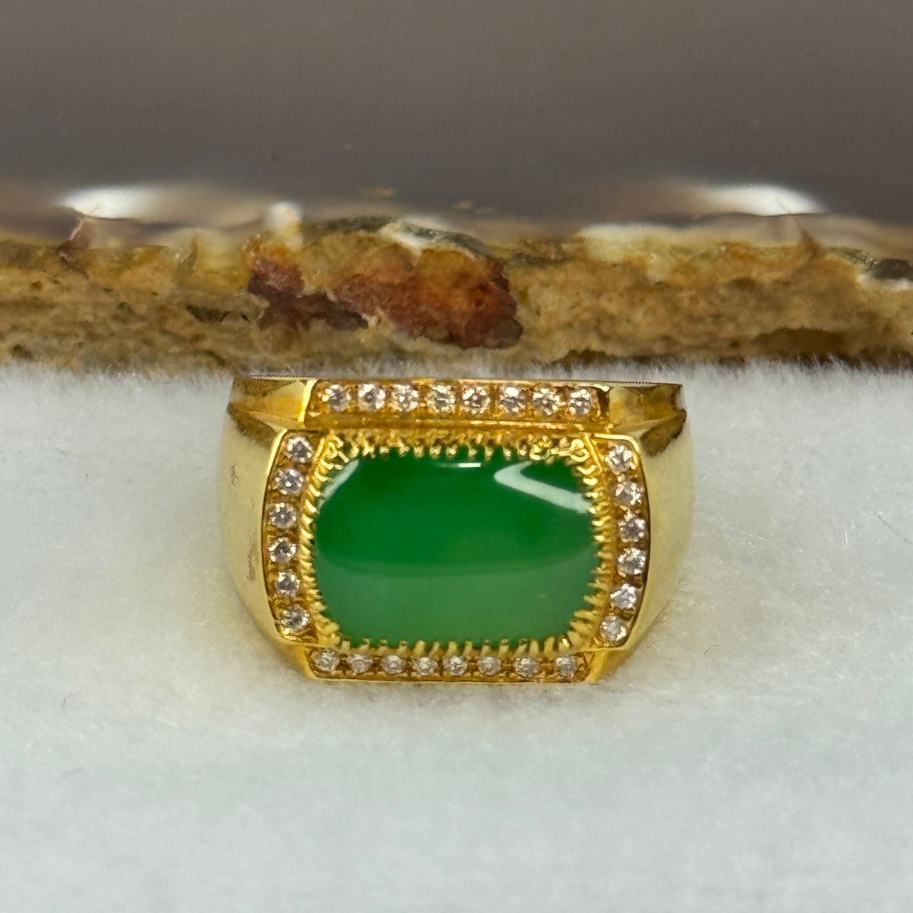 18k yellow gold Type A Burmese Full Apple Green Jade jadeite ring 6.72g US 9 HK 20 Inner Dia 19.2mm - Huangs Jadeite and Jewelry Pte Ltd