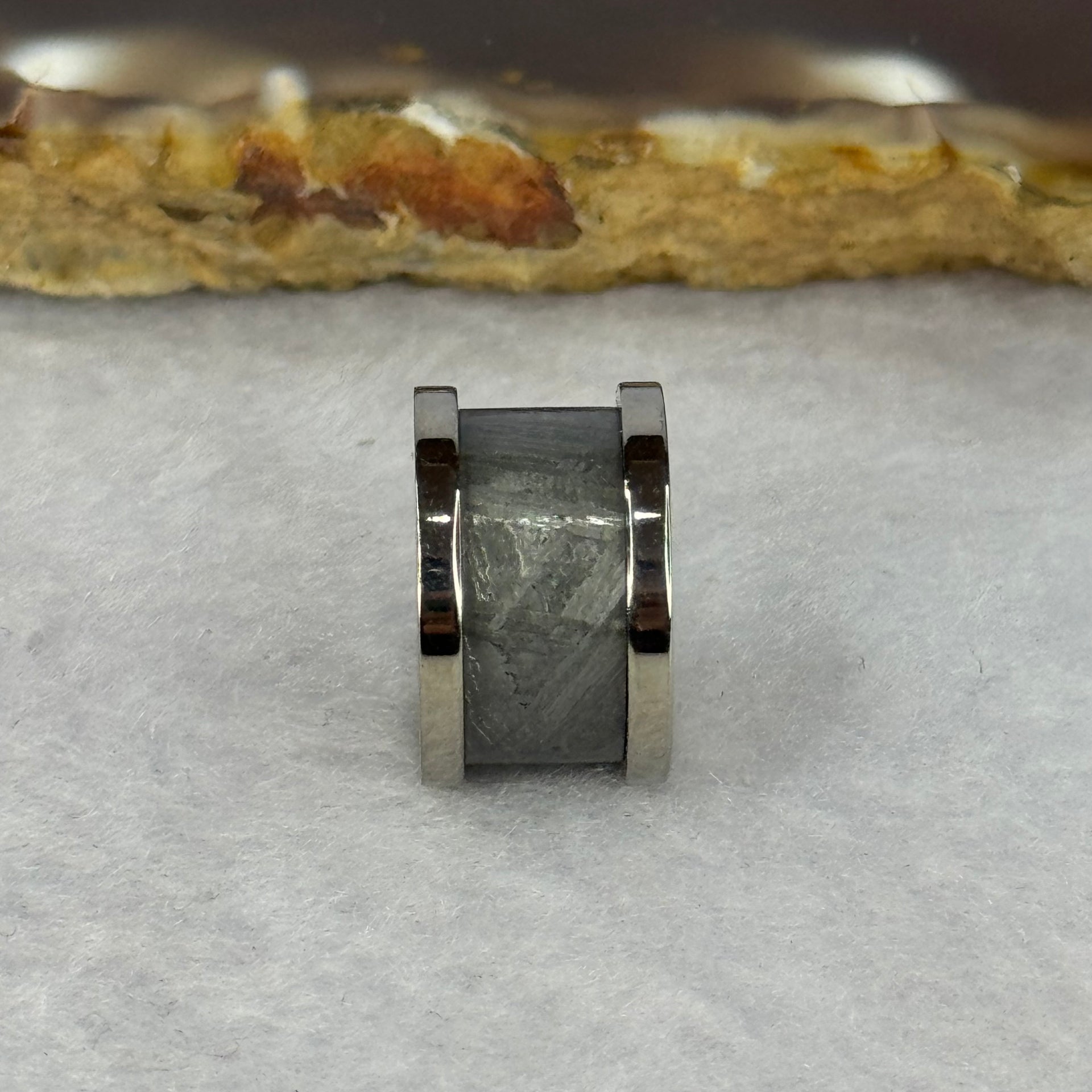 14.0mm Meteorite in Titanium Pendent / Charm (Grey Color) 3.30g 9.0 by 14.4mm - Huangs Jadeite and Jewelry Pte Ltd