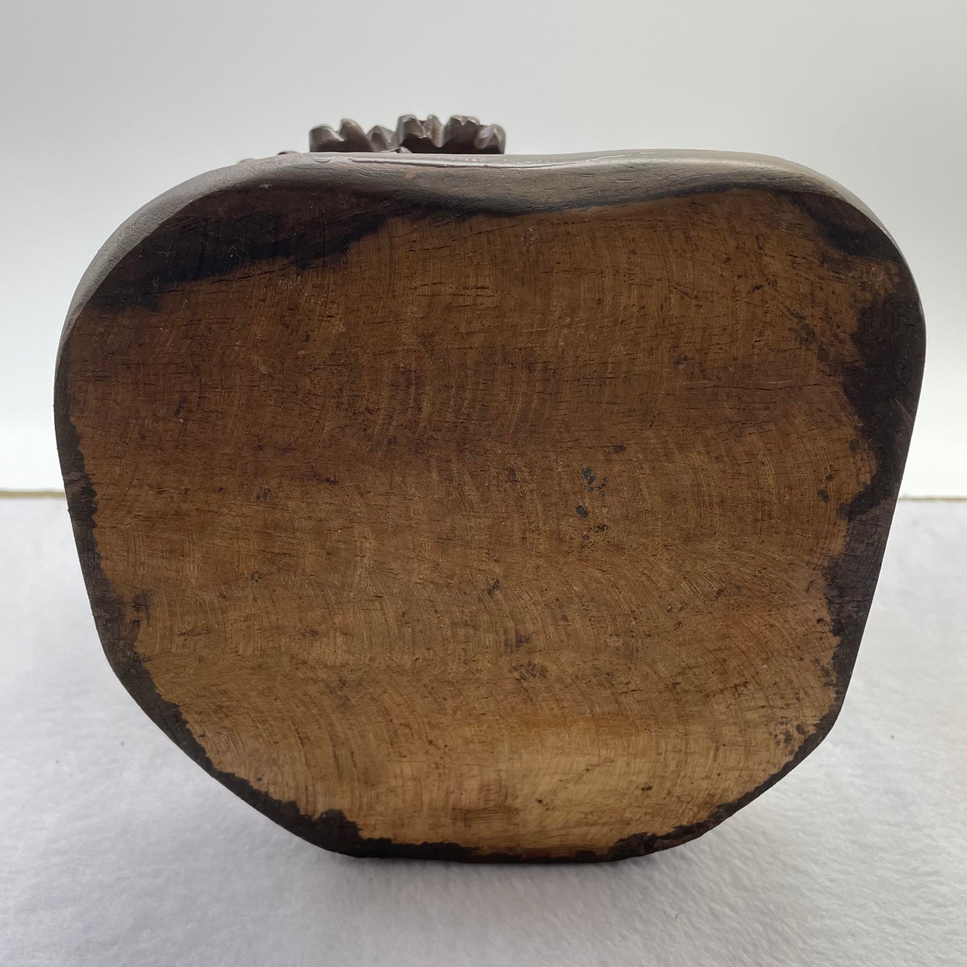 Natural Deep Purple Amethyst Egg with Wooden Stand Display Total 4,752.0g 160.0 by 155.0 by 265.0mm - Huangs Jadeite and Jewelry Pte Ltd