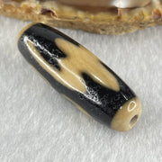 Natural Powerful Tibetan Old Oily Agate 5 Bats Dzi Bead Heavenly Master (Tian Zhu) 五个蝙蝠天诛 8.87g 36.7 by 12.3mm - Huangs Jadeite and Jewelry Pte Ltd