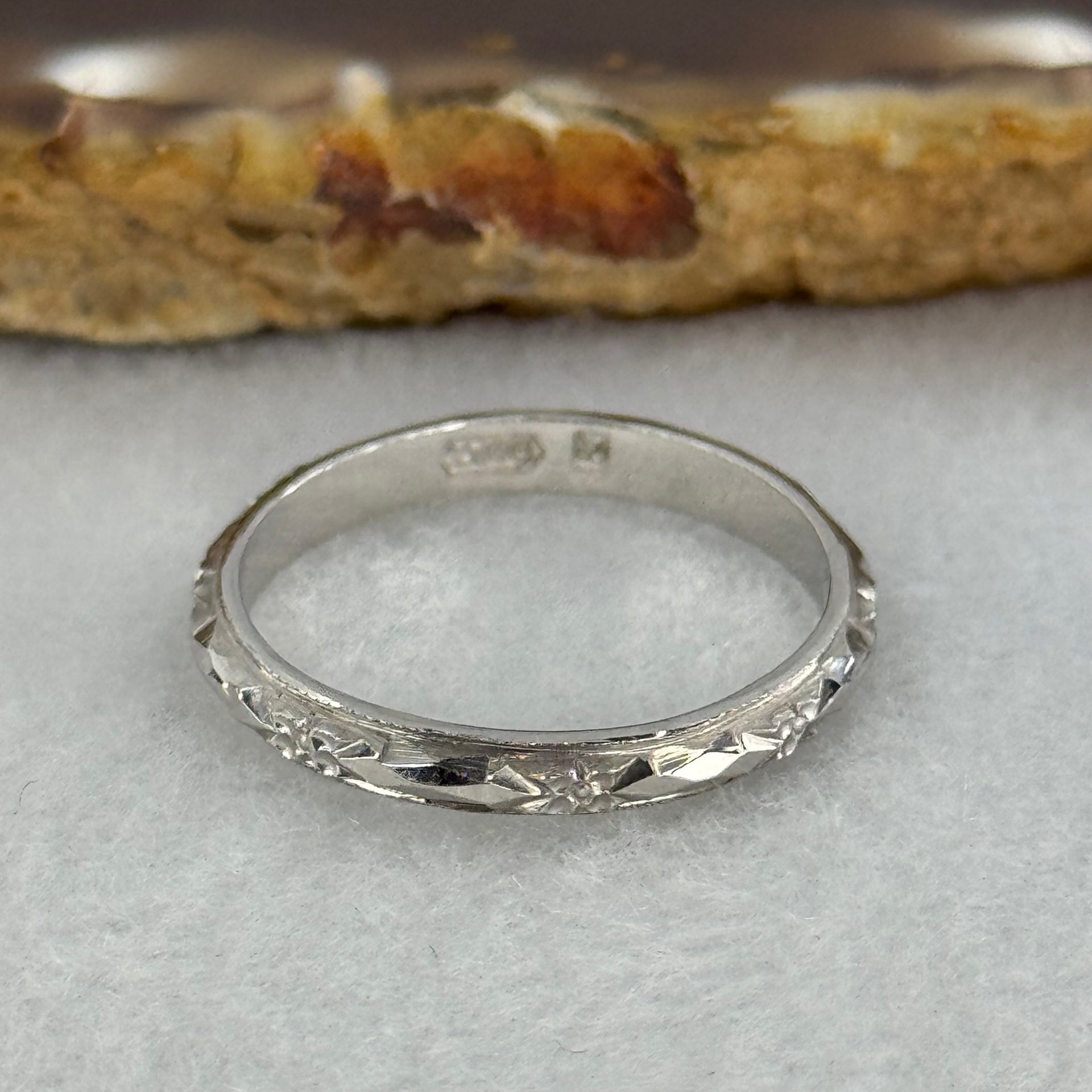 (Pre-Love) PLAT Platinum Ring 4.11g Inner Diameter 18.9mm Thickness 2.9 by 1.6mm US8.9mm HK19.5 - Huangs Jadeite and Jewelry Pte Ltd