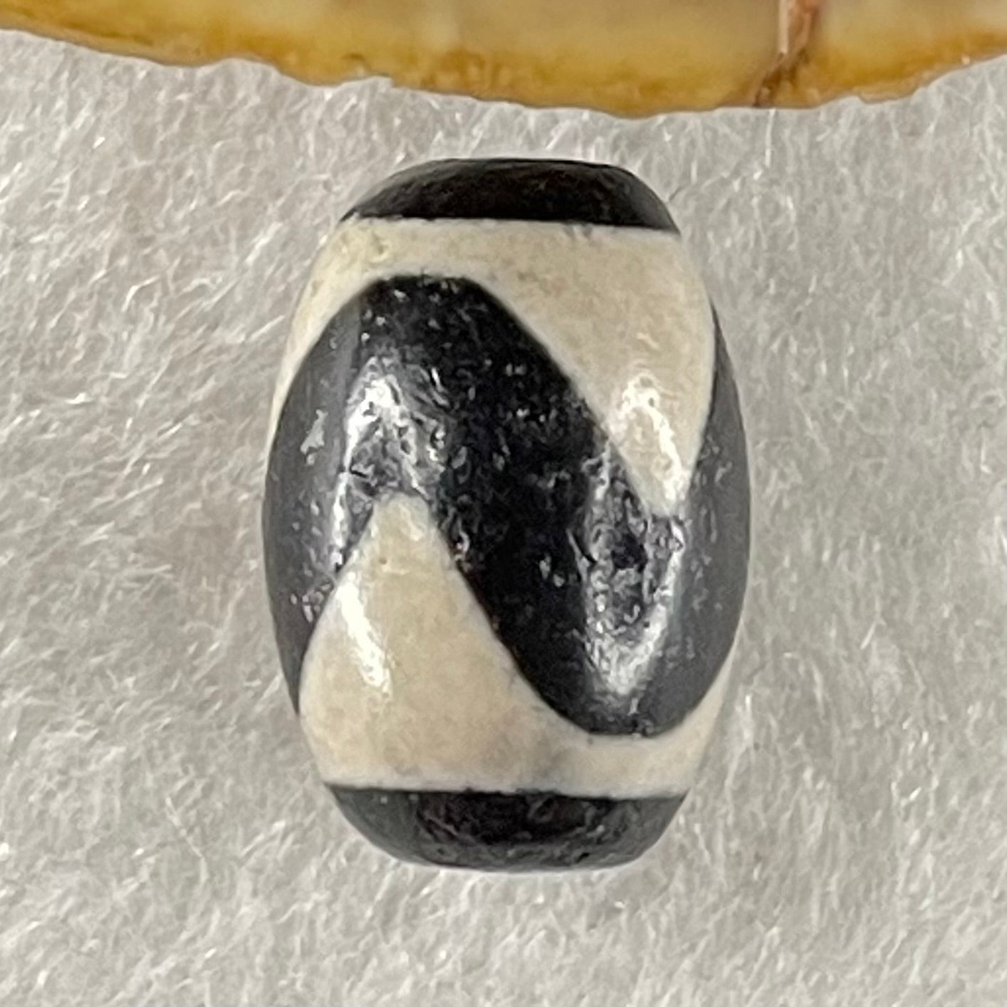 Natural Powerful Tibetan Old Oily Agate Tiger Tooth Daluo Dzi Bead Heavenly Master (Tian Zhu) 1.89g 14.1 by 9.7mm - Huangs Jadeite and Jewelry Pte Ltd