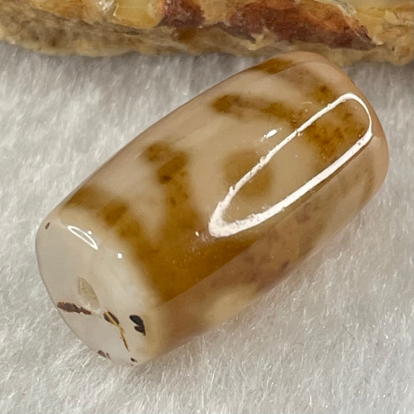 Natural Powerful Tibetan Old Oily Agate Patina Guiren Tairen Human Dzi Bead Totem Amulet Heavenly Master (Tian Zhu) 贵人天诛 4.87g 20.2 by 11.8mm - Huangs Jadeite and Jewelry Pte Ltd