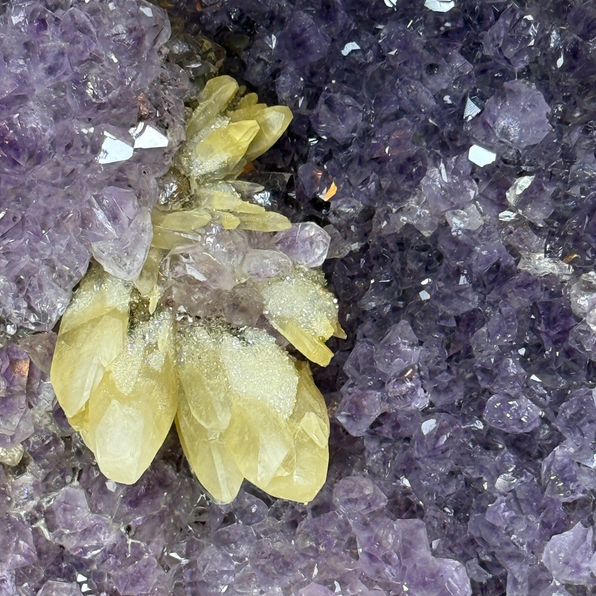 Natural Brazil Triangular Shape Amethyst with White Calcite and  Cacoxenite Cave 24.119,6g 310.0 by 275.0 by 460.0mm - Huangs Jadeite and Jewelry Pte Ltd