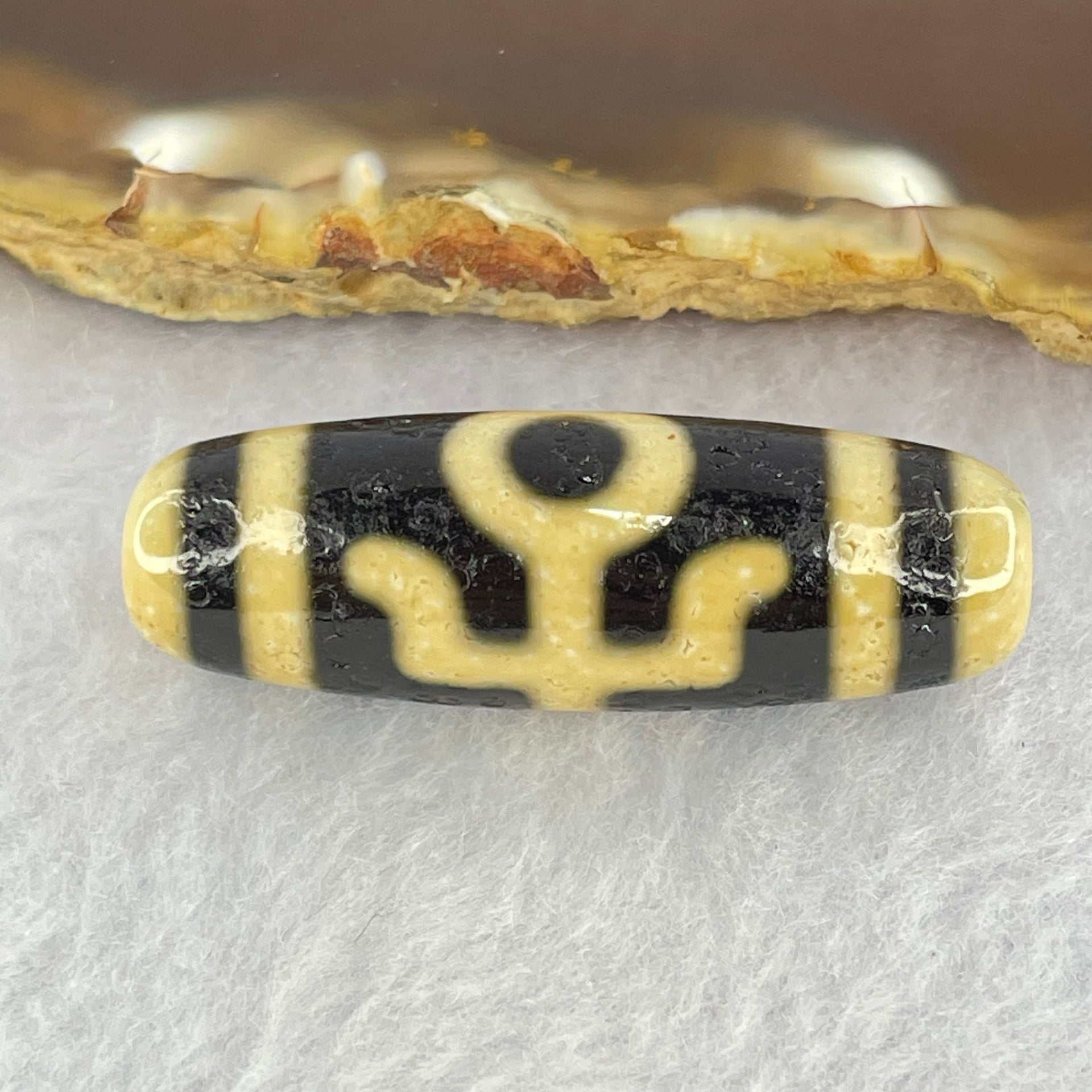 Natural Powerful Tibetan Old Oily Agate Patina Guiren Tairen Human Dzi Bead Totem Amulet Heavenly Master (Tian Zhu) 贵人天诛 9.72g 38.5 by 12.8mm - Huangs Jadeite and Jewelry Pte Ltd
