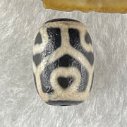 Natural Powerful Tibetan Old Oily Agate Tortoise Shell 6 Hearts Dzi Bead Heavenly Master (Tian Zhu) 龟壳六心天珠 2.18g 13.9 by 9.9mm - Huangs Jadeite and Jewelry Pte Ltd