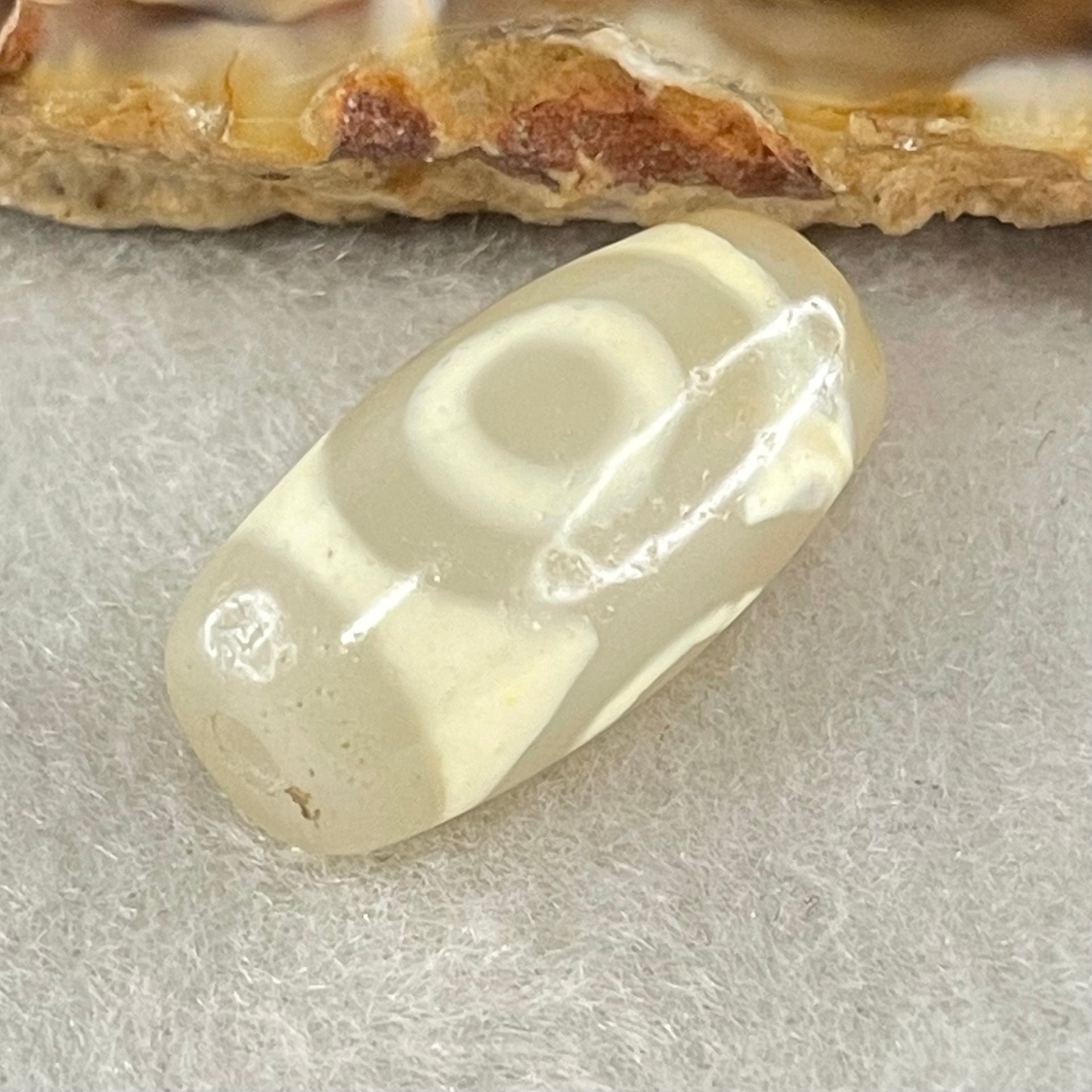 Natural Powerful Tibetan Old Oily Agate 3 Eyes Dzi Bead Heavenly Master (Tian Zhu) 三眼天诛 3.15g 20.0 by 10.5mm - Huangs Jadeite and Jewelry Pte Ltd