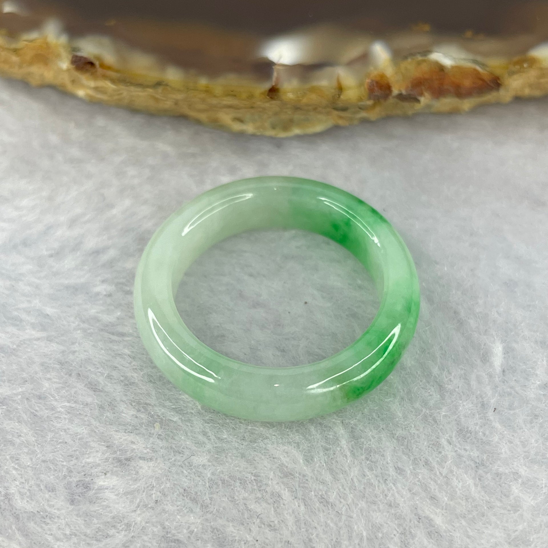 Type A Green with Spicy Green Piao Hua Jadeite Ring 3.50g 5.5 by 3.6 mm US 8.25 / HK 18 (Slight Internal Line) - Huangs Jadeite and Jewelry Pte Ltd