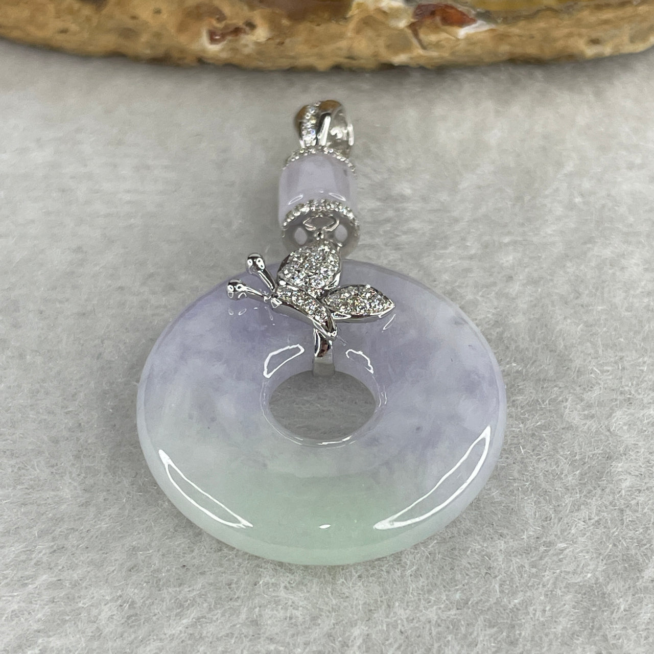 Natural Type A Jadeite Ping An Kou Pendant with Diamonds in 18K White Gold | 24.9x4.9mm Semi-Icy Lavender with Light Green | High-Luxury "Chun Dai Cai" Peace Donut Heirloom (8.11g)
