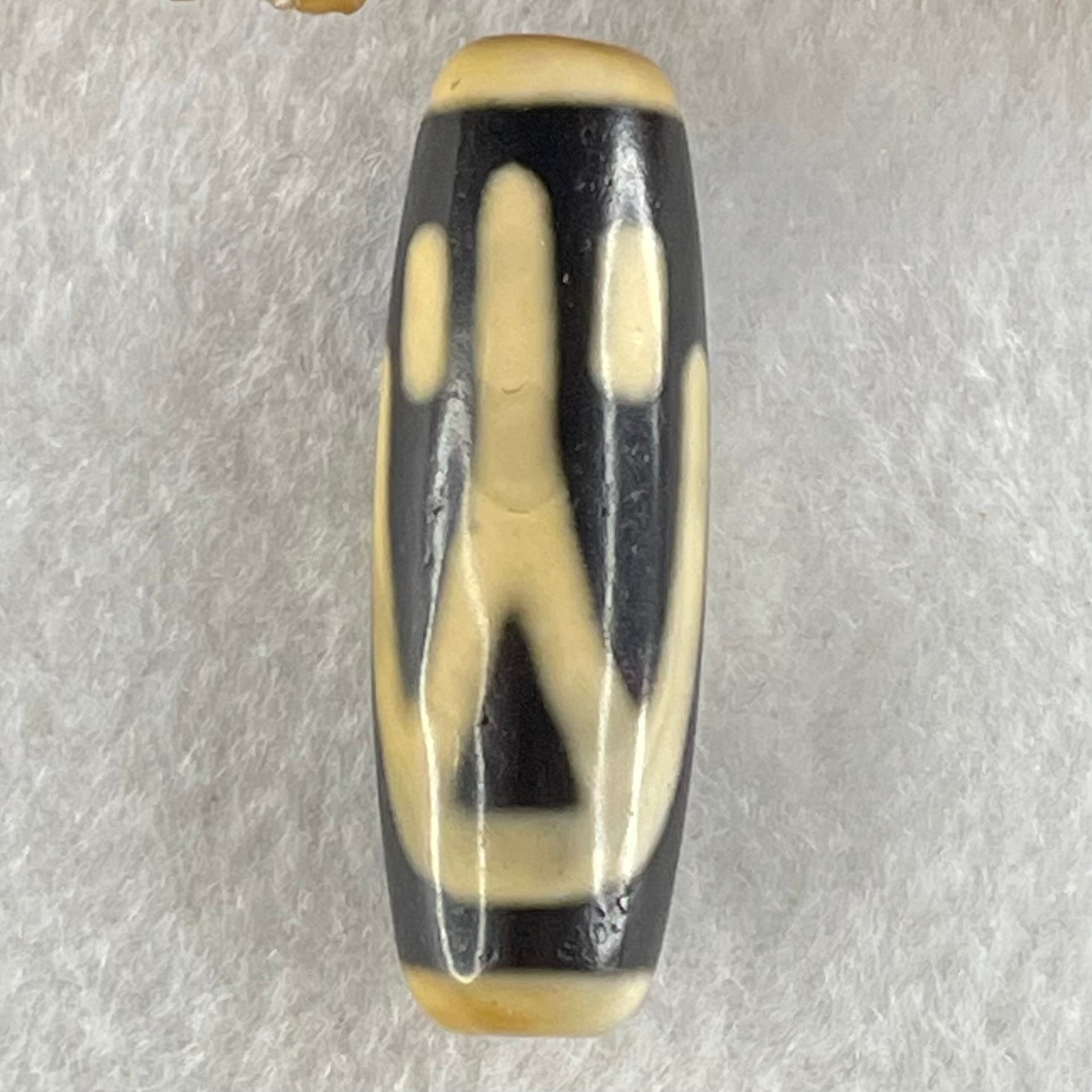 Natural Powerful Tibetan Old Oily Agate One Eye Fire Sign Dzi Bead Heavenly Master (Tian Zhu) 一眼火天珠 9.43g 38.1 by 12.8mm - Huangs Jadeite and Jewelry Pte Ltd