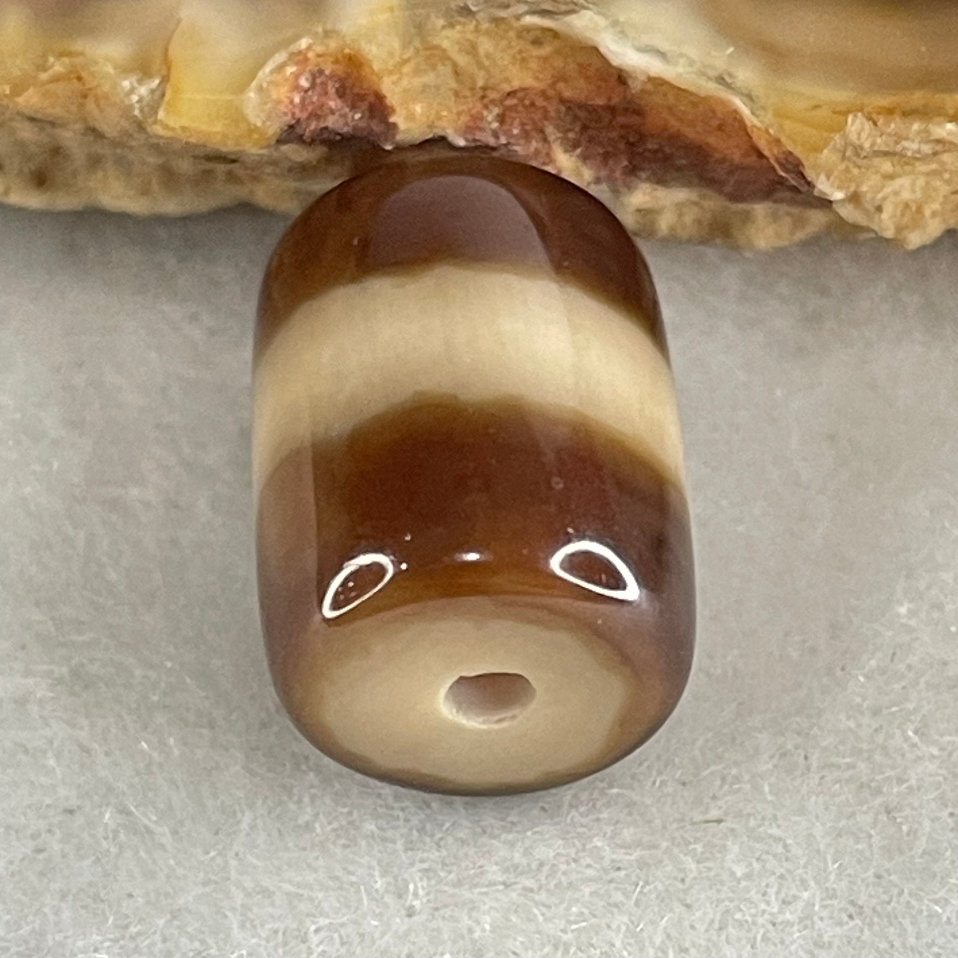 Natural Powerful Tibetan Old Oily Agate One Line Dzi Bead Heavenly Master (Tian Zhu) 2.44g 13.3 by 10.1mm - Huangs Jadeite and Jewelry Pte Ltd