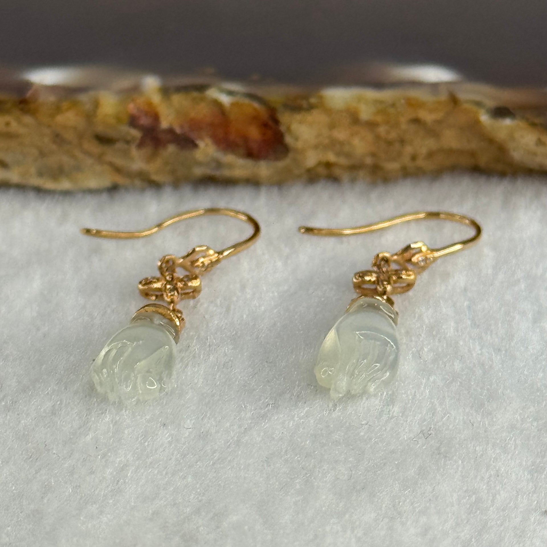 Type A HighIcy White Jade Jadeite Guan Yin’s Midas Touch 18k Rose Gold 1.58g 36.3 by 6.1 by 3.2mm - Huangs Jadeite and Jewelry Pte Ltd