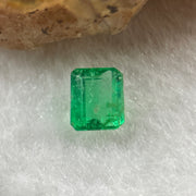 Natural Colombia Green Emerald (Beryl) Cut-Cornered Rectangular step cut 0.60ct 5.6 by 4.9 by 2.9mm - Huangs Jadeite and Jewelry Pte Ltd