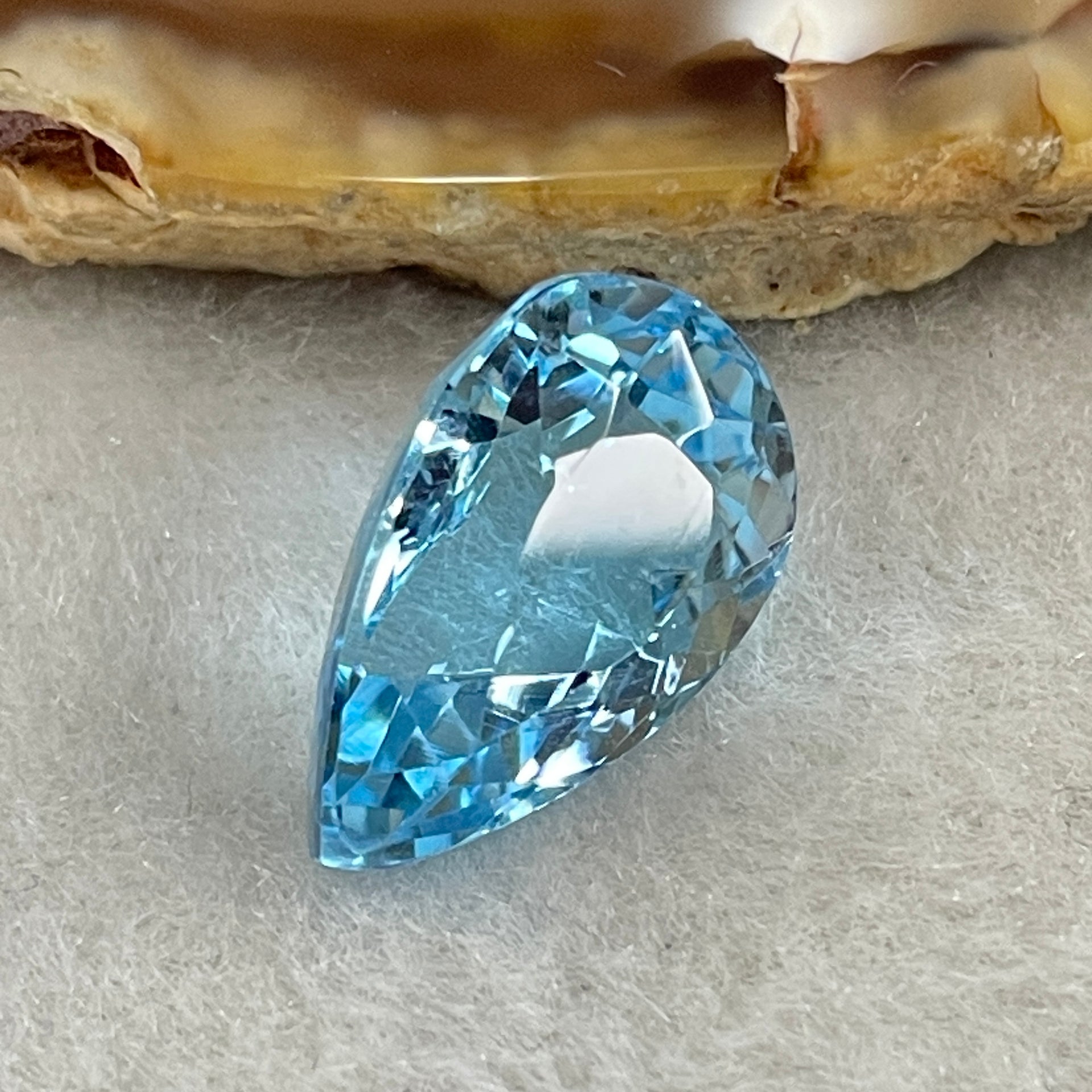 Natural Sky Blue Topaz Teardrop Shape 9.92ct 15.9 by 10.6 by 8.3mm - Huangs Jadeite and Jewelry Pte Ltd