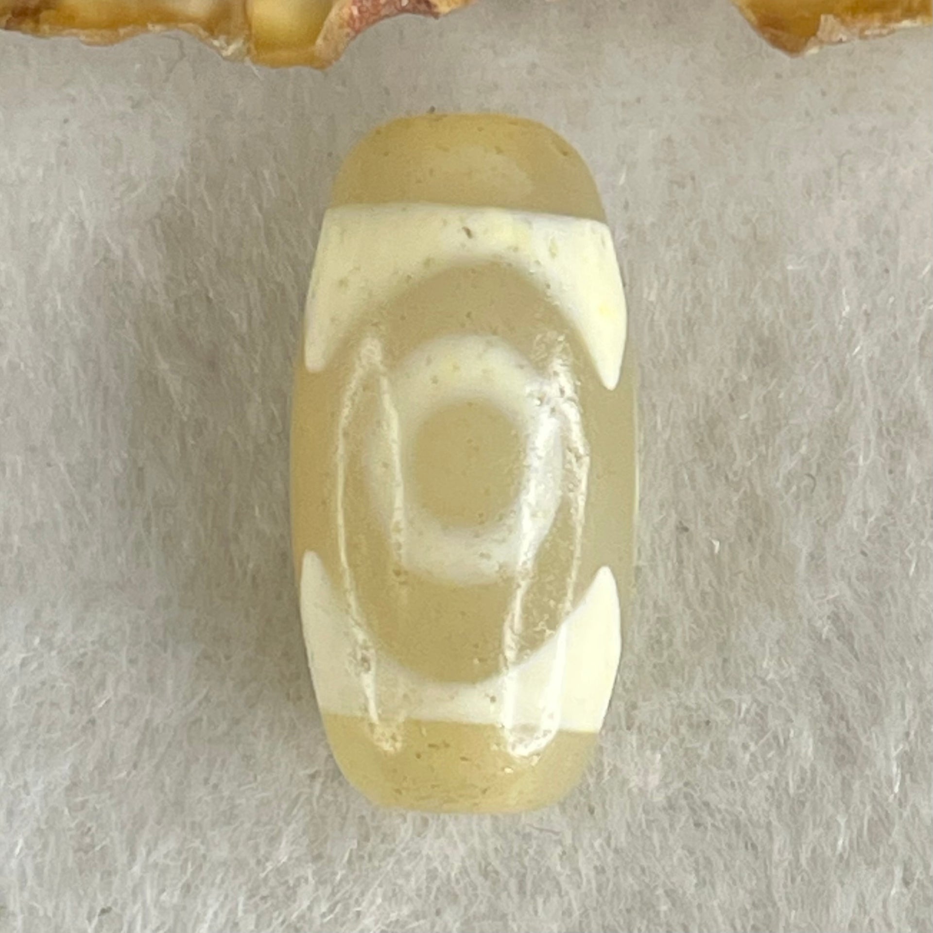 Natural Powerful Tibetan Old Oily Agate 3 Eyes Dzi Bead Heavenly Master (Tian Zhu) 三眼天诛 2.95g 20.1 by 10.2mm - Huangs Jadeite and Jewelry Pte Ltd