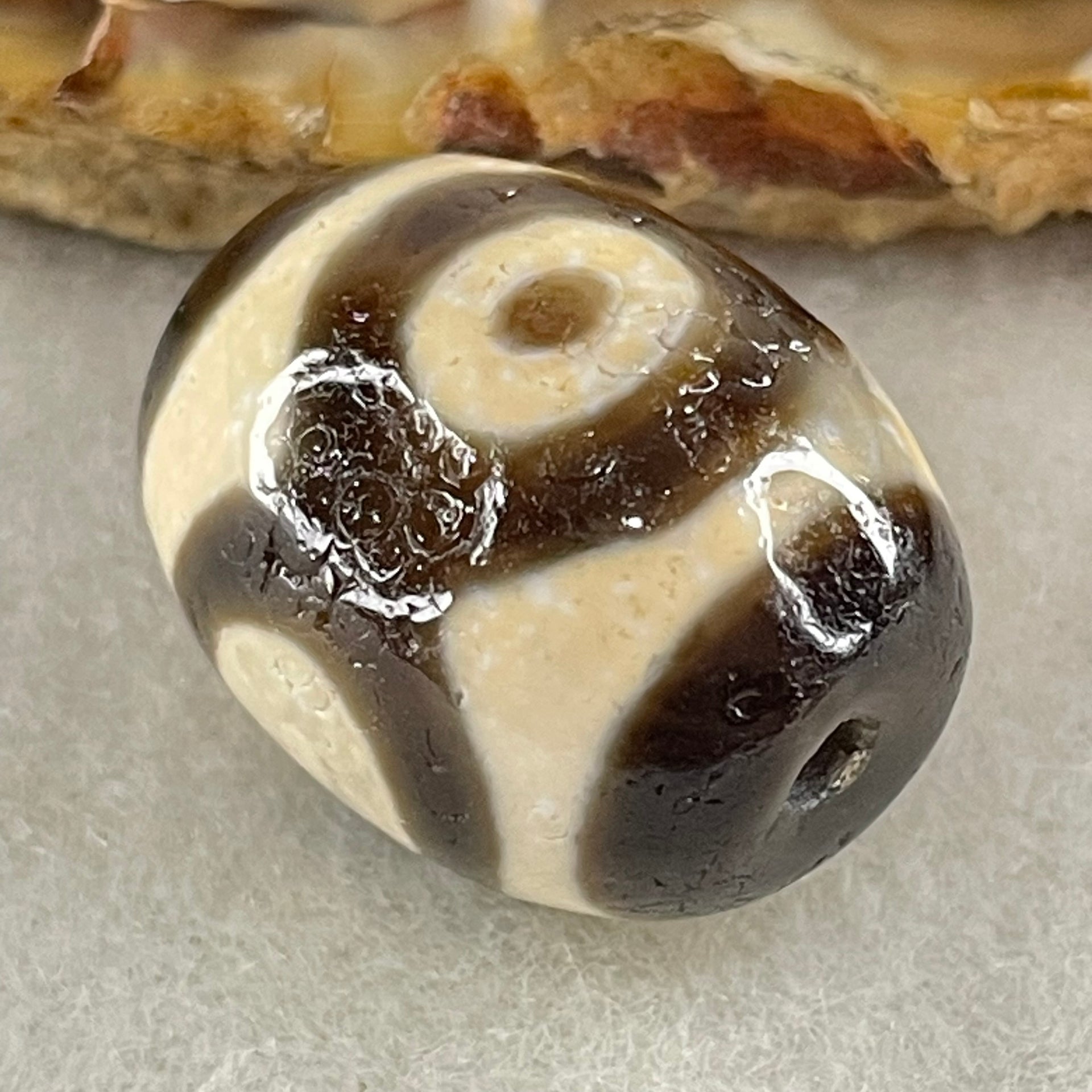 Natural Powerful Tibetan Old Oily Agate 3 Eyes Dzi Bead Heavenly Master (Tian Zhu) 三眼天诛 7.61g 20.1 by 16.1mm - Huangs Jadeite and Jewelry Pte Ltd