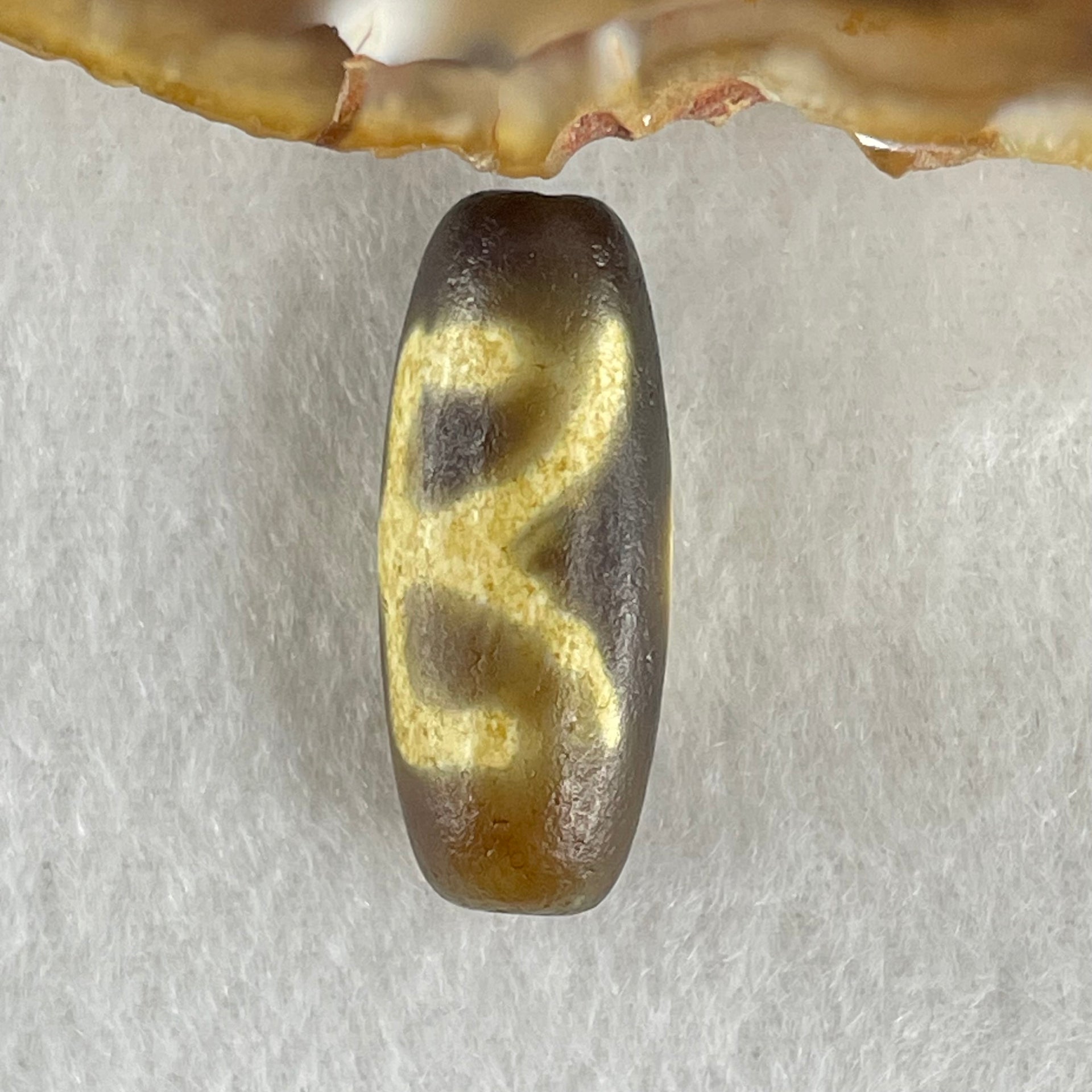 Natural Powerful Tibetan Old Oily Agate Patina Guiren Tairen Human Dzi Bead Totem Amulet Heavenly Master (Tian Zhu) 贵人天诛 5.37g 28.3 by 11.6mm - Huangs Jadeite and Jewelry Pte Ltd