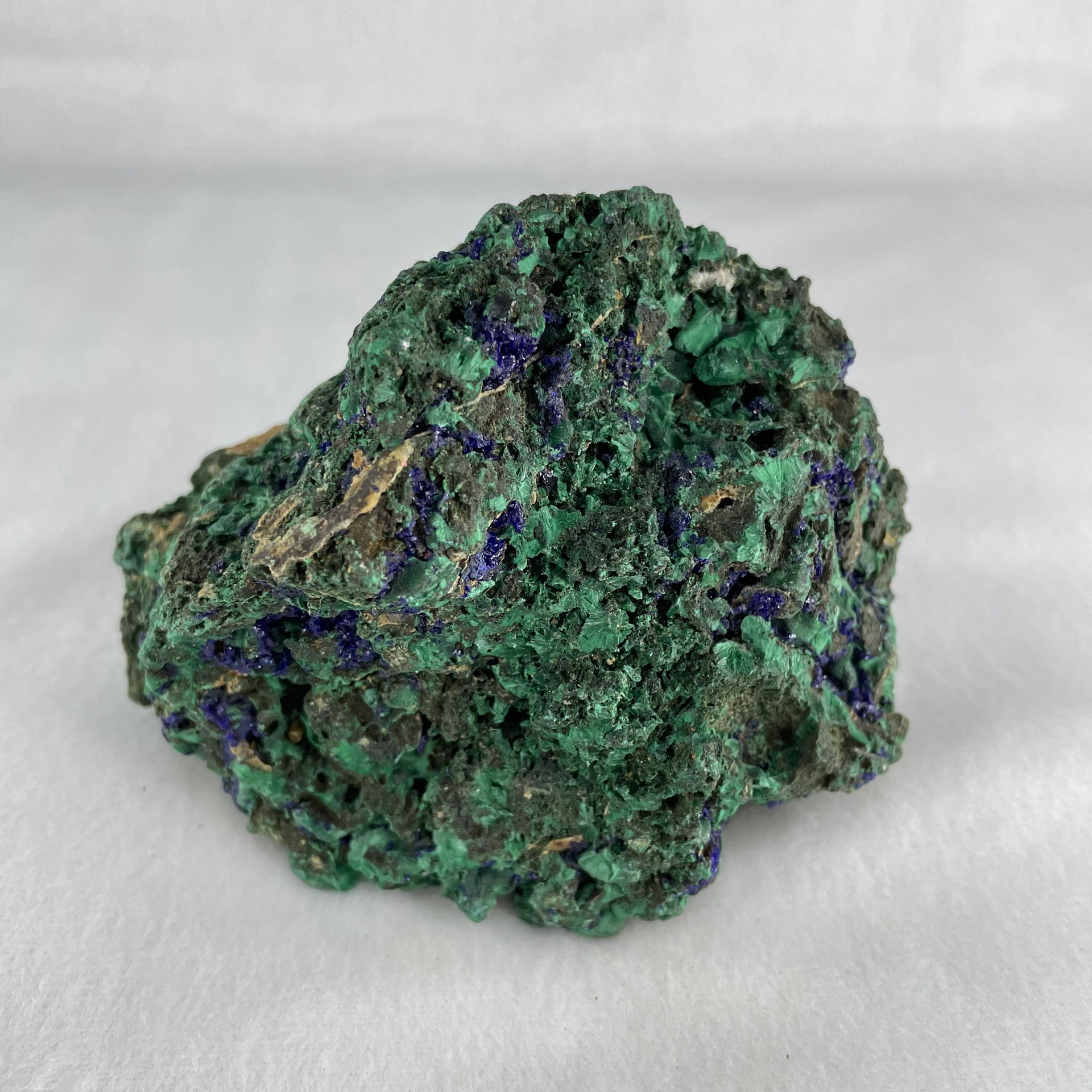 Natural Azurite with Wooden Stand Display 688.5g 180.0 by 99.6 by 120.0mm - Huangs Jadeite and Jewelry Pte Ltd