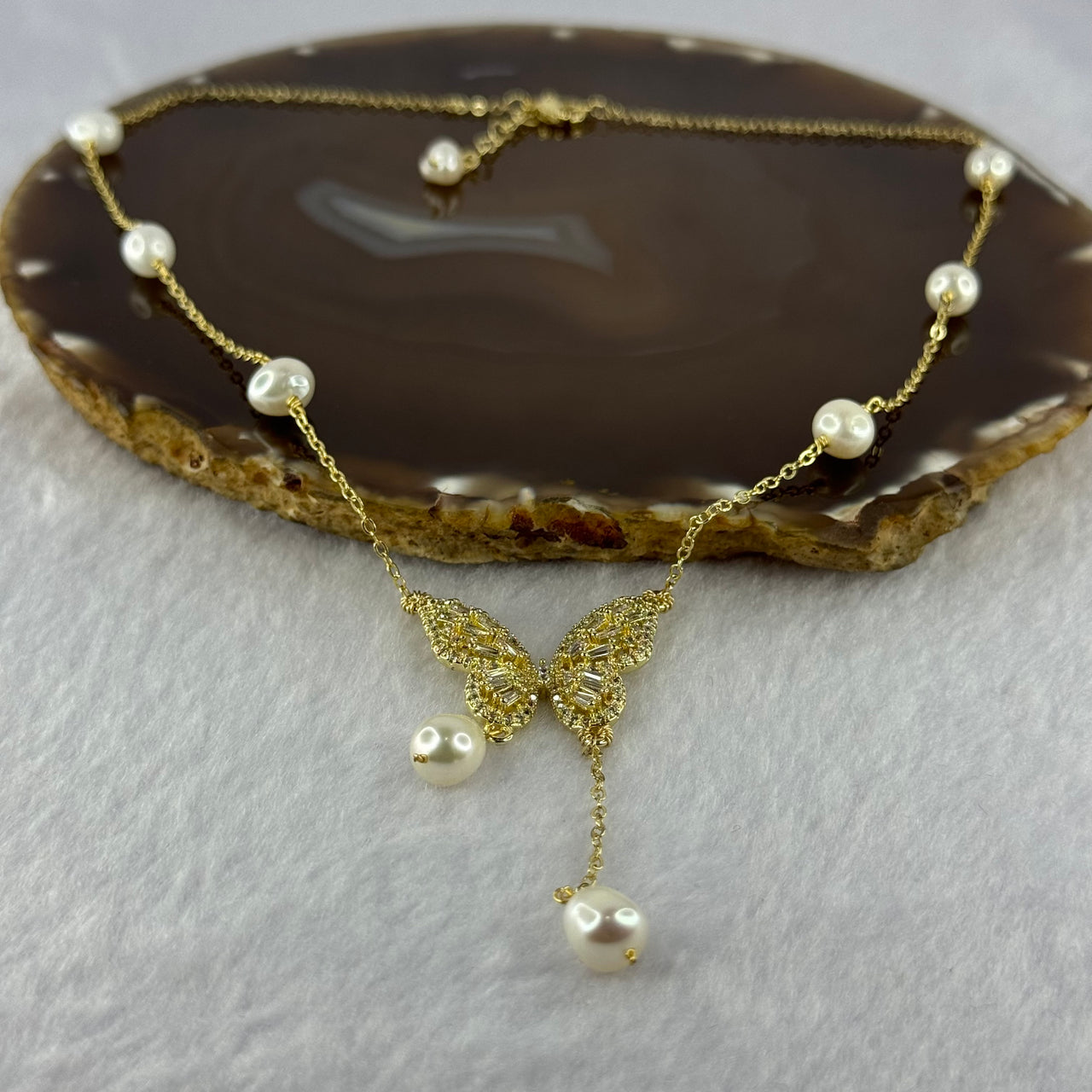 Natural Pearl Beads with Butterfly and Crystals in Sliver Gold Color Necklace 10.24g 7.3mm 8 Pearls - Huangs Jadeite and Jewelry Pte Ltd