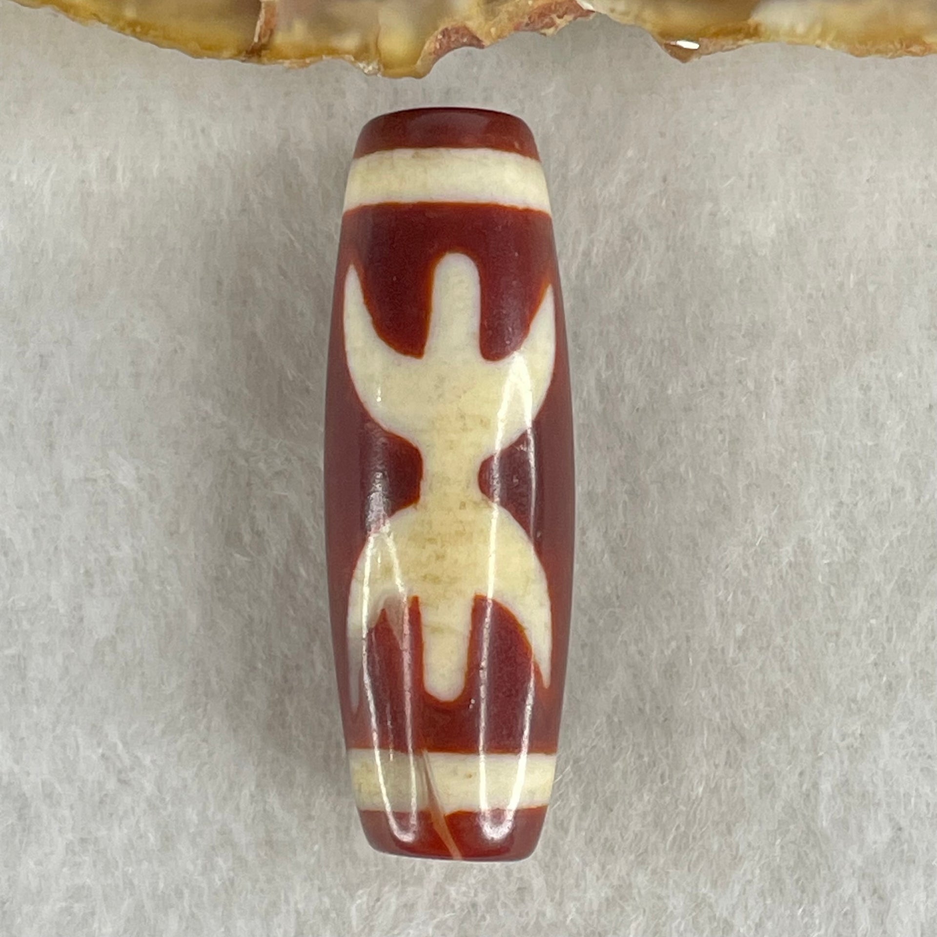 Natural Powerful Tibetan Old Oily Red White Agate One Eye Wood Element Dzi Bead Heavenly Master (Tian Zhu) 一眼木元素天珠 9.56g 37.7 by 12.9mm - Huangs Jadeite and Jewelry Pte Ltd