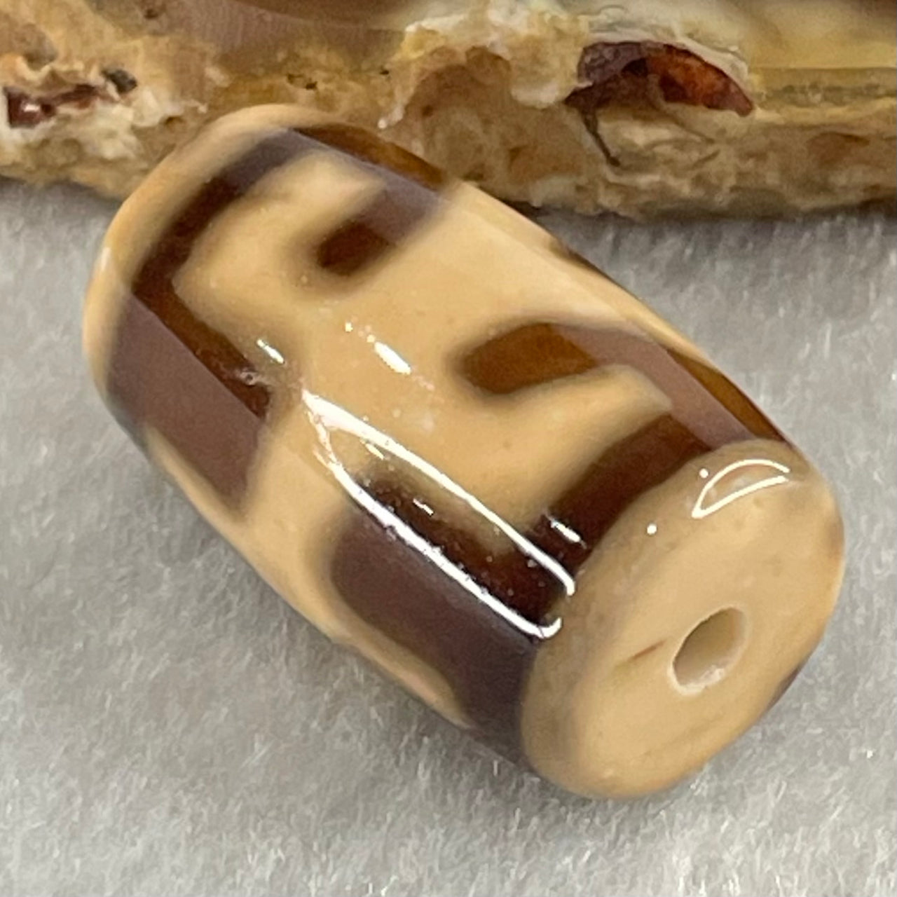 Natural Powerful Tibetan Old Oily Agate Patina Guiren Tairen Human Dzi Bead Totem Amulet Heavenly Master (Tian Zhu) 贵人天诛 4.99g 20.3 by 12.0mm - Huangs Jadeite and Jewelry Pte Ltd