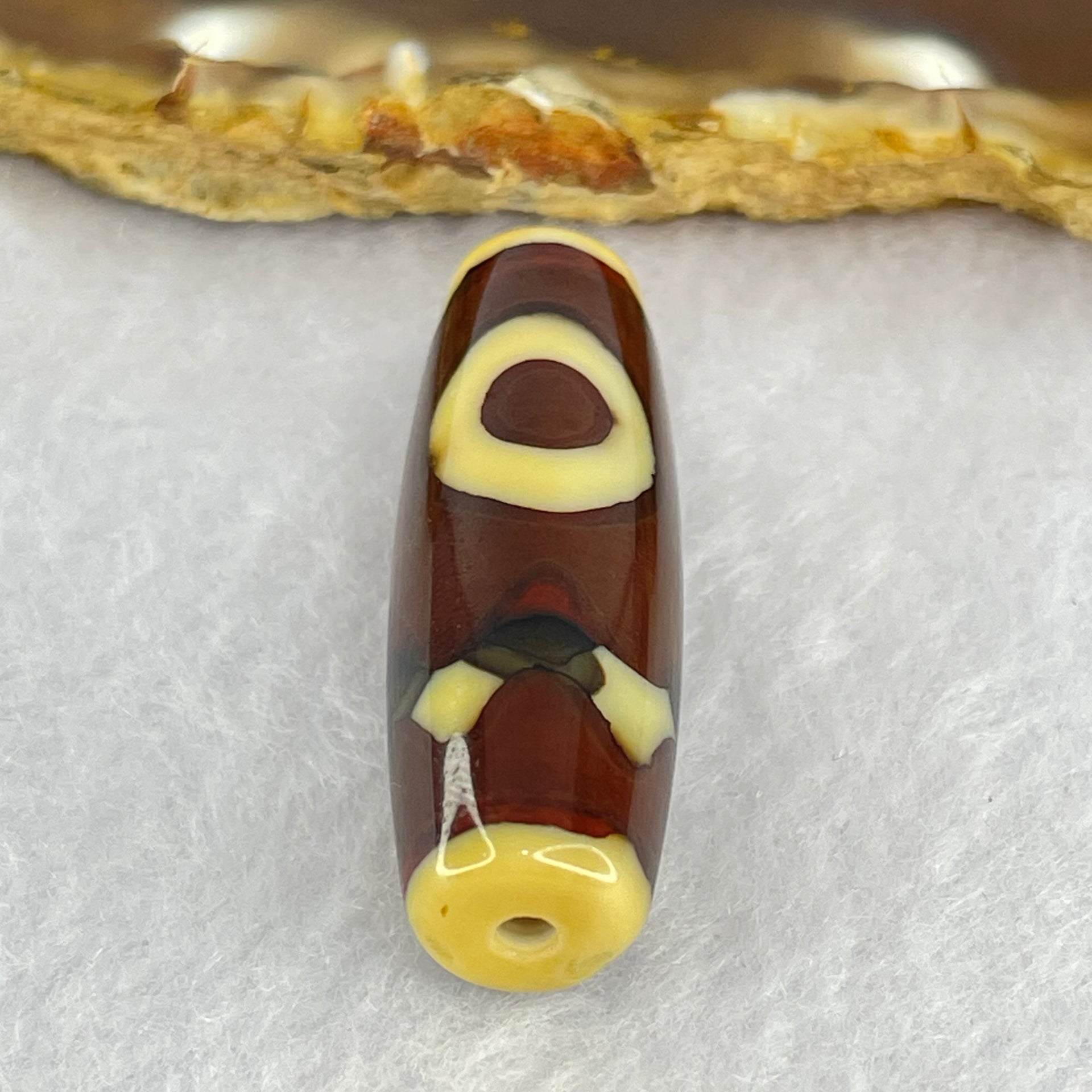 Natural Powerful Tibetan Old Oily Agate Sky Door Serenity 1 Eye Dzi Bead Heavenly Master (Tian Zhu) 一眼天诛 8.66g 37.6 by 12.0mm - Huangs Jadeite and Jewelry Pte Ltd