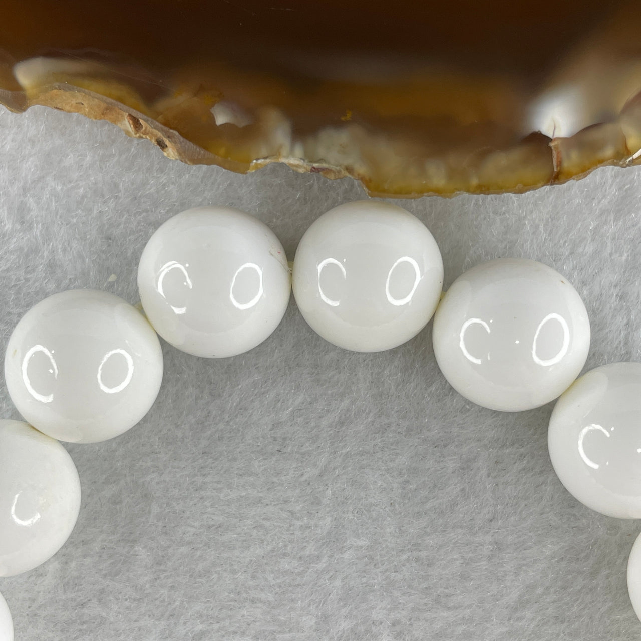 Natural Tridacna Sea Shell Beads Bracelet 52.99g 17cm 12.9mm 17 Beads