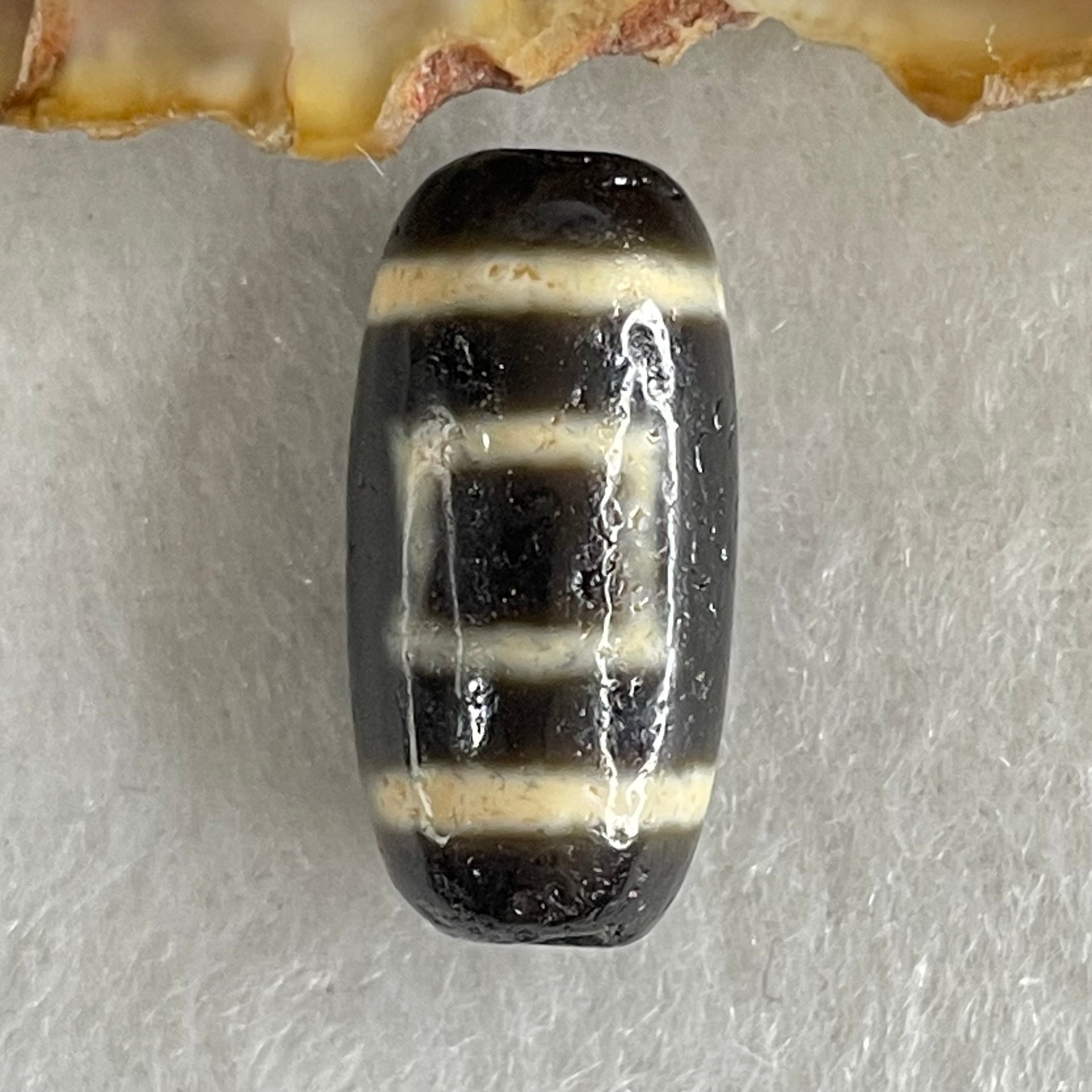 Natural Powerful Tibetan Old Oily Agate Sky Door Serenity 1 Eye Dzi Bead Heavenly Master (Tian Zhu) 一眼天诛 2.68g 19.2 by 9.5mm - Huangs Jadeite and Jewelry Pte Ltd
