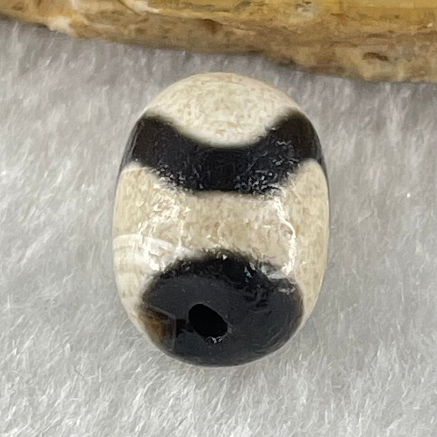 Natural Powerful Tibetan Old Oily Agate Tiger Tooth Daluo Dzi Bead Heavenly Master (Tian Zhu) 2.20g 14.0 by 10.1mm - Huangs Jadeite and Jewelry Pte Ltd