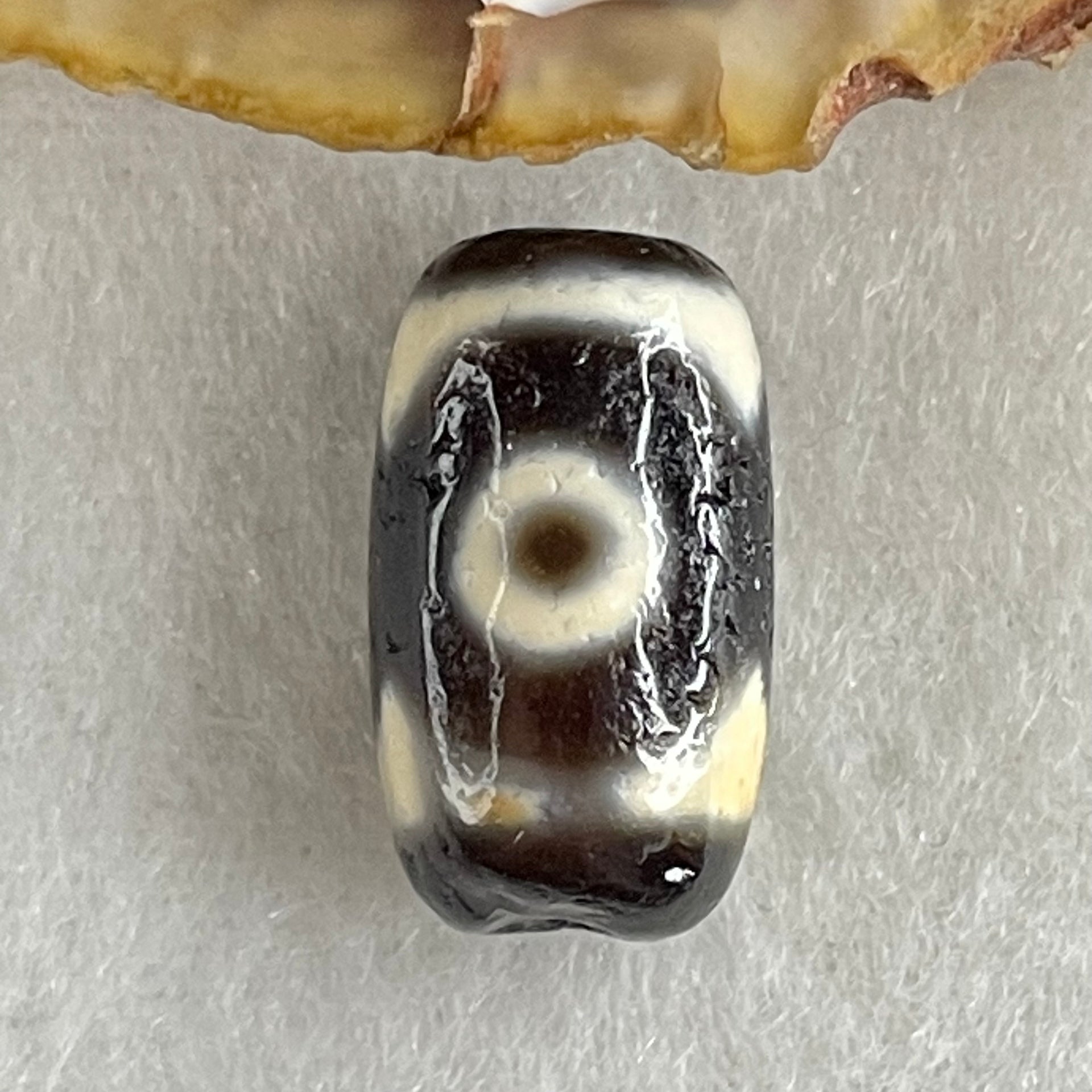Natural Powerful Tibetan Old Oily Agate 3 Eyes Dzi Bead Heavenly Master (Tian Zhu) 三眼天诛 2.83g 17.4 by 10.1mm - Huangs Jadeite and Jewelry Pte Ltd