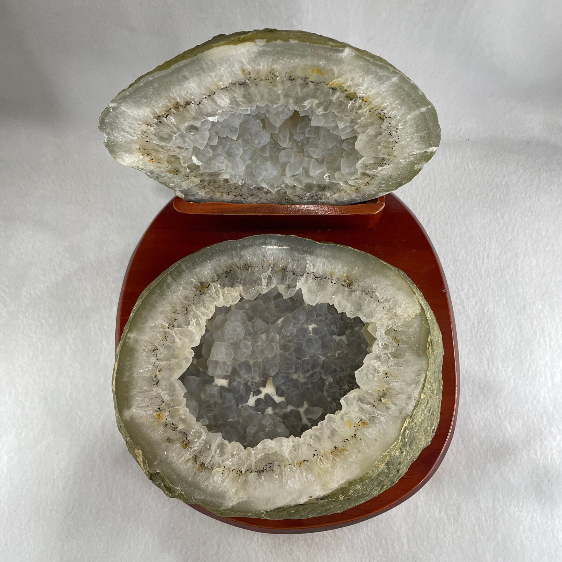 Natural White Agate Wealth Pot with Wooden Stand 3,073.0g 195.0 by 210.0 by 180.0mm - Huangs Jadeite and Jewelry Pte Ltd