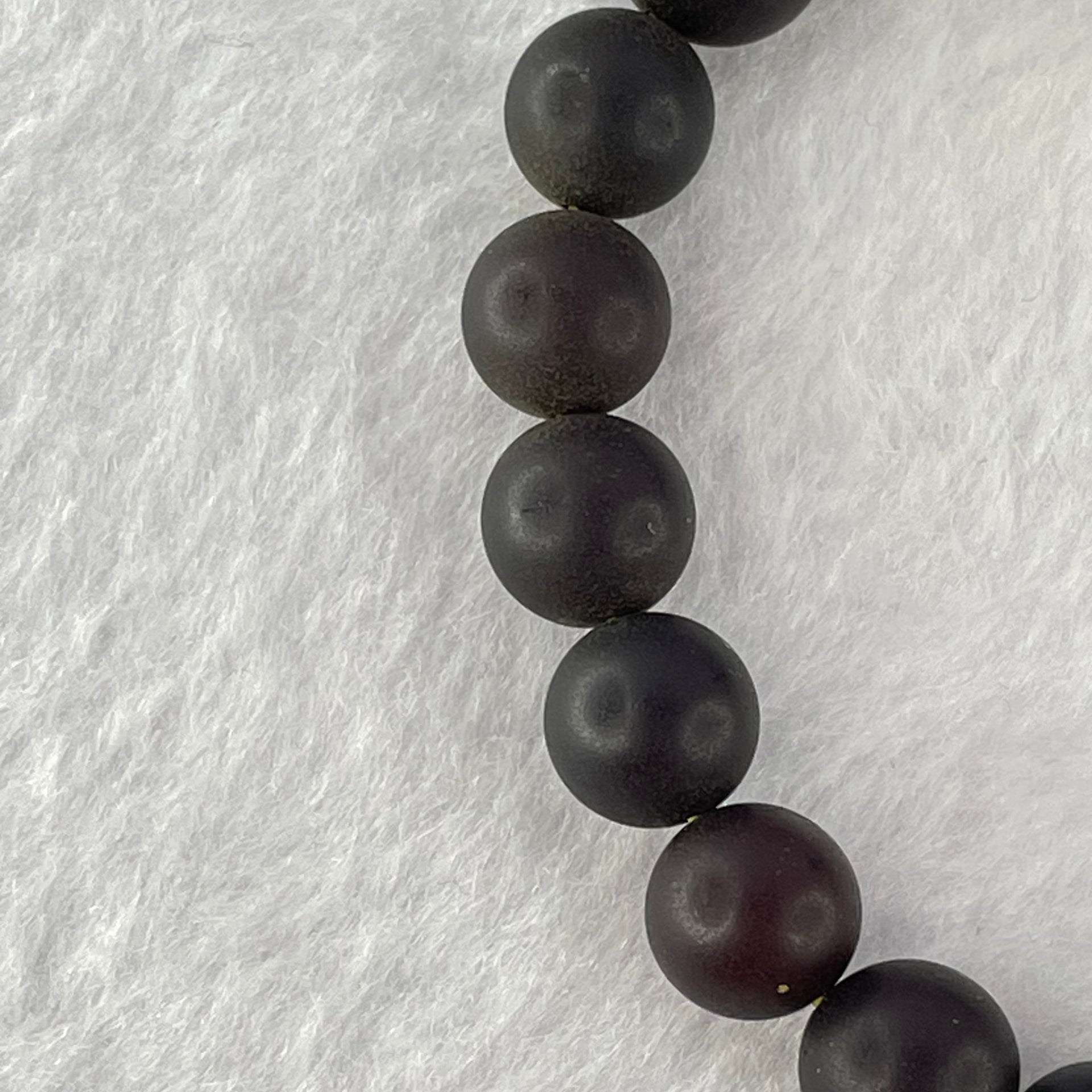 Natural Iron Blood King Amber Beads Bracelet 天然铁血王琥珀手链 8.98g 16.5cm 9.1mm 21 Beads - Huangs Jadeite and Jewelry Pte Ltd