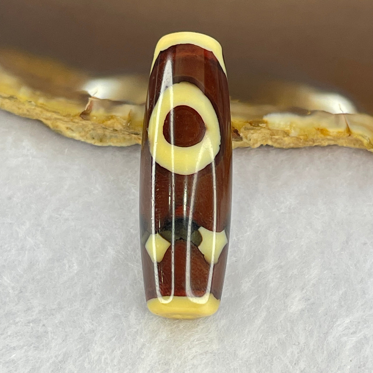 Natural Powerful Tibetan Old Oily Agate Sky Door Serenity 1 Eye Dzi Bead Heavenly Master (Tian Zhu) 一眼天诛 8.66g 37.6 by 12.0mm - Huangs Jadeite and Jewelry Pte Ltd