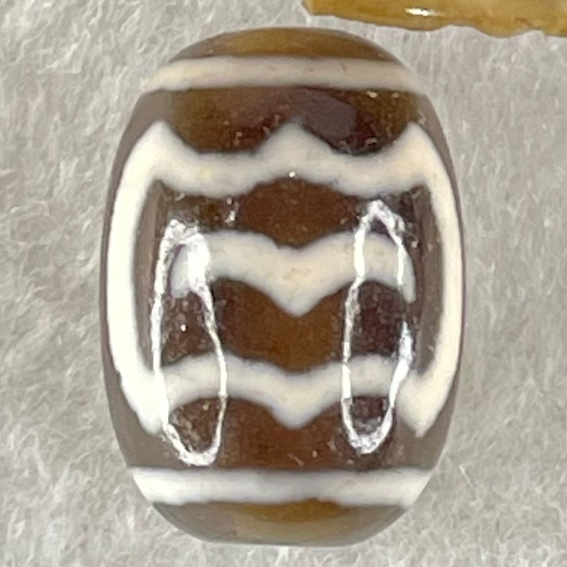 Natural Powerful Tibetan Old Oily Agate Double Garuda Dzi Bead Heavenly Master (Tian Zhu) 虎呀天诛 4.15g 17.5 by 12.6mm - Huangs Jadeite and Jewelry Pte Ltd