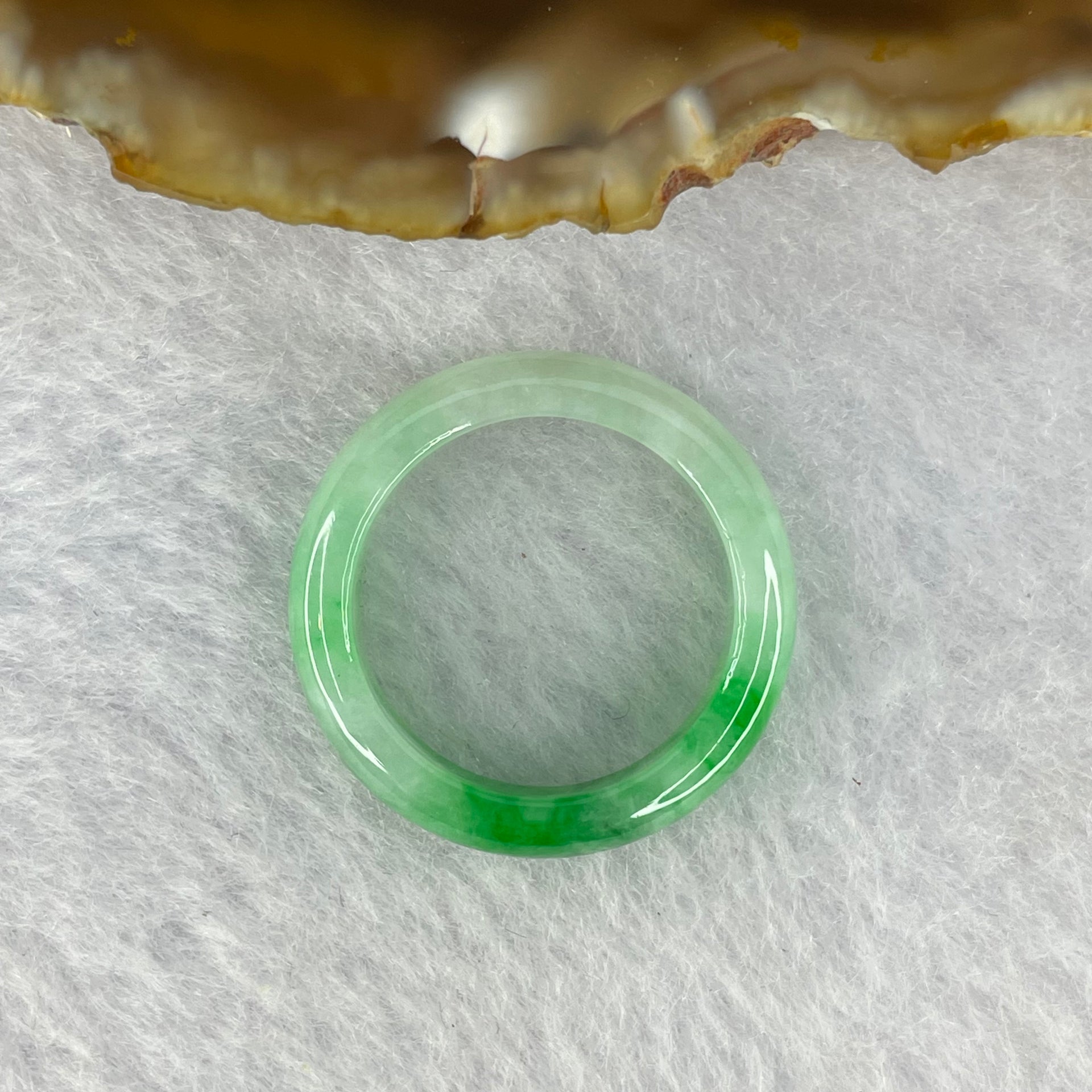 Type A Green with Spicy Green Piao Hua Jadeite Ring 3.49g 5.7 by 3.5 mm US 8.25 / HK 18 (Very Slight Internal Line) - Huangs Jadeite and Jewelry Pte Ltd